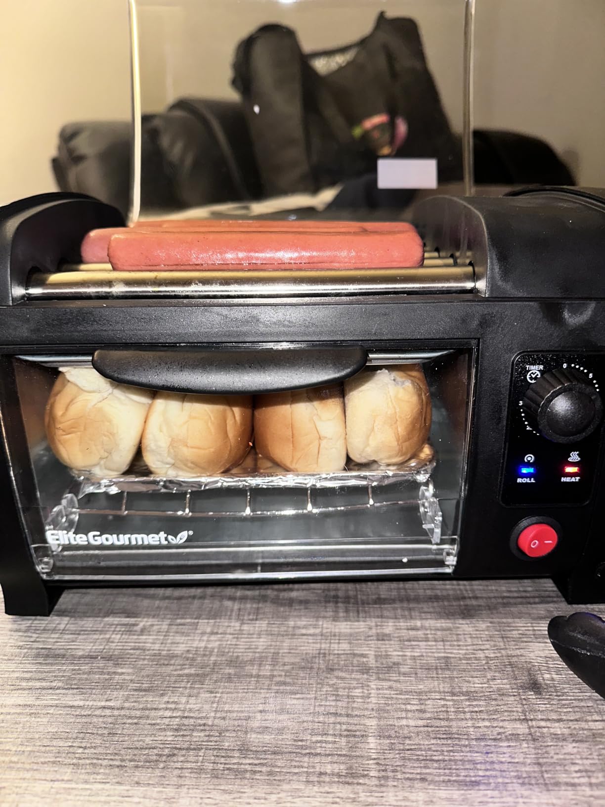 Elite Gourmet 8-Hot Dog Roller/Toaster Oven, 5 Rollers, Auto Shut-Off, Red - 30-Min Timer, Stainless Steel Rollers, 2 Warming Racks, Bun Warmer & Drip Pan - cooks brats, sausages & taquitos customer photo 1
