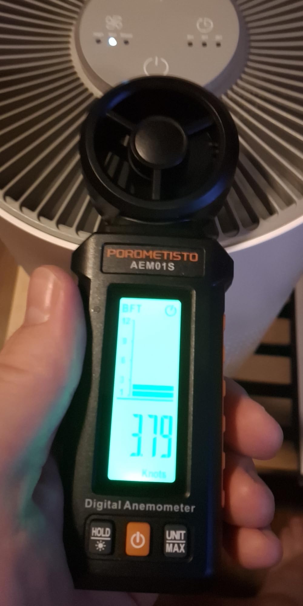 AEM01S Anemometer, POROMETISTO, 3-Color Alarm and Green Backlit Wind Meter, Non-Slip Housing Design, Compact and Portable, Handheld Wind Speed Meter Ideal for HVAC Tools, Outdoor Sports, Sailing customer photo 2