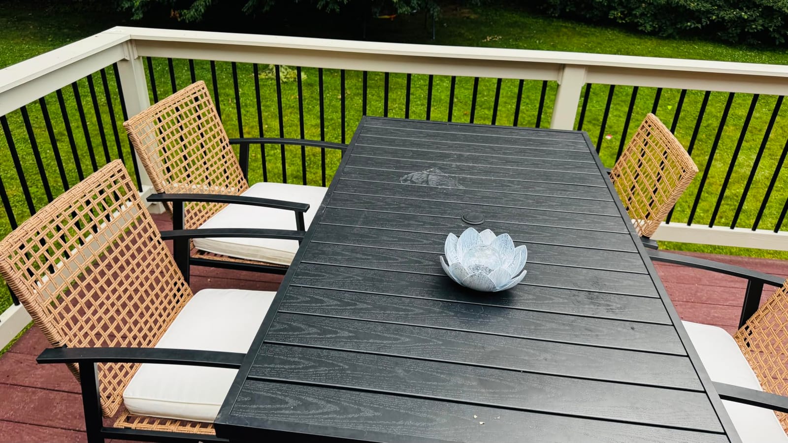 Aoxun 7-Piece Wicker Patio Table and Chairs Set for 6 with Umbrella Hole | Outdoor Dining Set with 6 Chairs and 1 Rectangular Metal Table, Patio Dining Sets with Soft Cushion for Backyard, Yellow customer photo 1