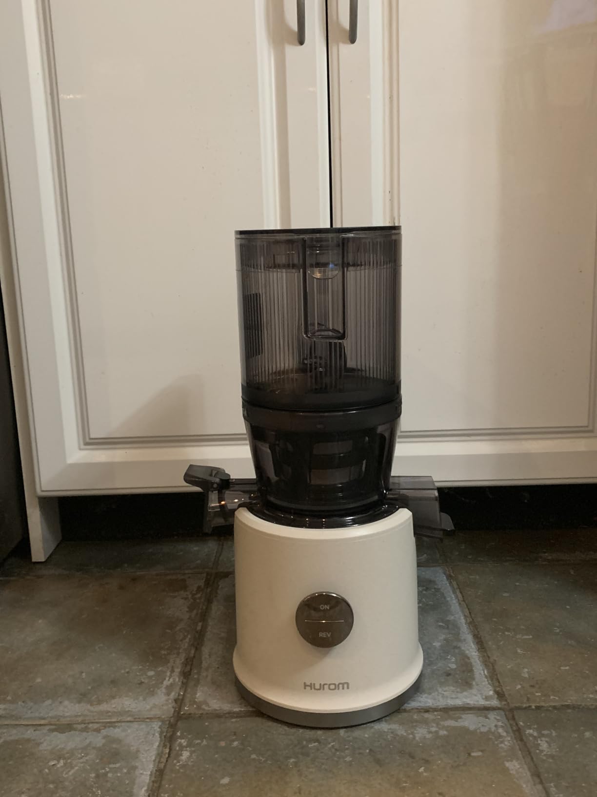 Hurom H80 Cold Press Juicer Machine - White (Marble) - Dishwasher-Safe Parts, Self-Feeding Hopper, Slow Masticating Juicer for Whole Fruits & Vegetables, Quiet 50 RPM, 15-Year Warranty customer photo 1
