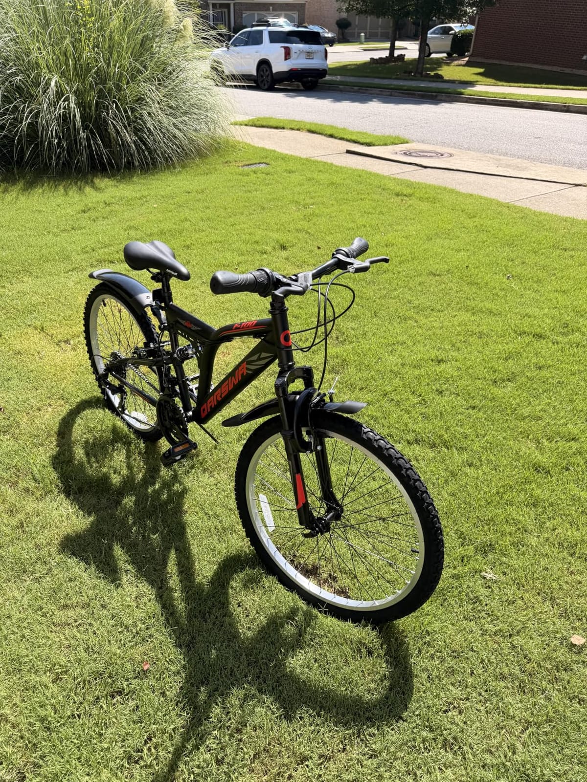 24/26 Inch Mountain Bike for Men & Women, 21-Speed Full Suspension MTB, High-Carbon Steel Frame, Quick Release Front Wheel, Dual Fenders, Easy Assembly, Trail & Commuter Bicycle customer photo 1
