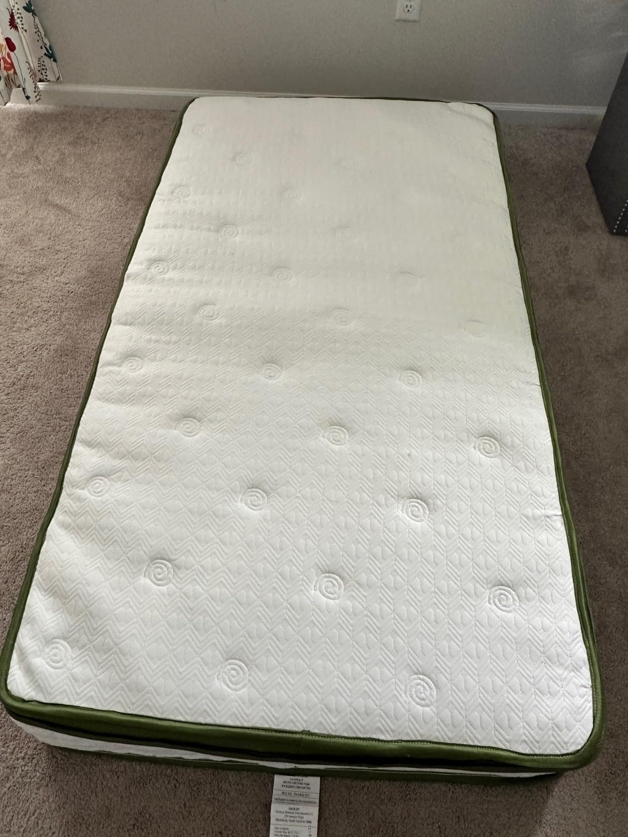 BedStory 14 Inch Medium Firm Queen Mattress, Luxury Hybrid Mattress in a Box for Zoned Support and Pressure Relief, Cooling Hotel Collection Deep Sleep Mattresses, 365 Nights Trial, 10-Year Warranty customer photo 1