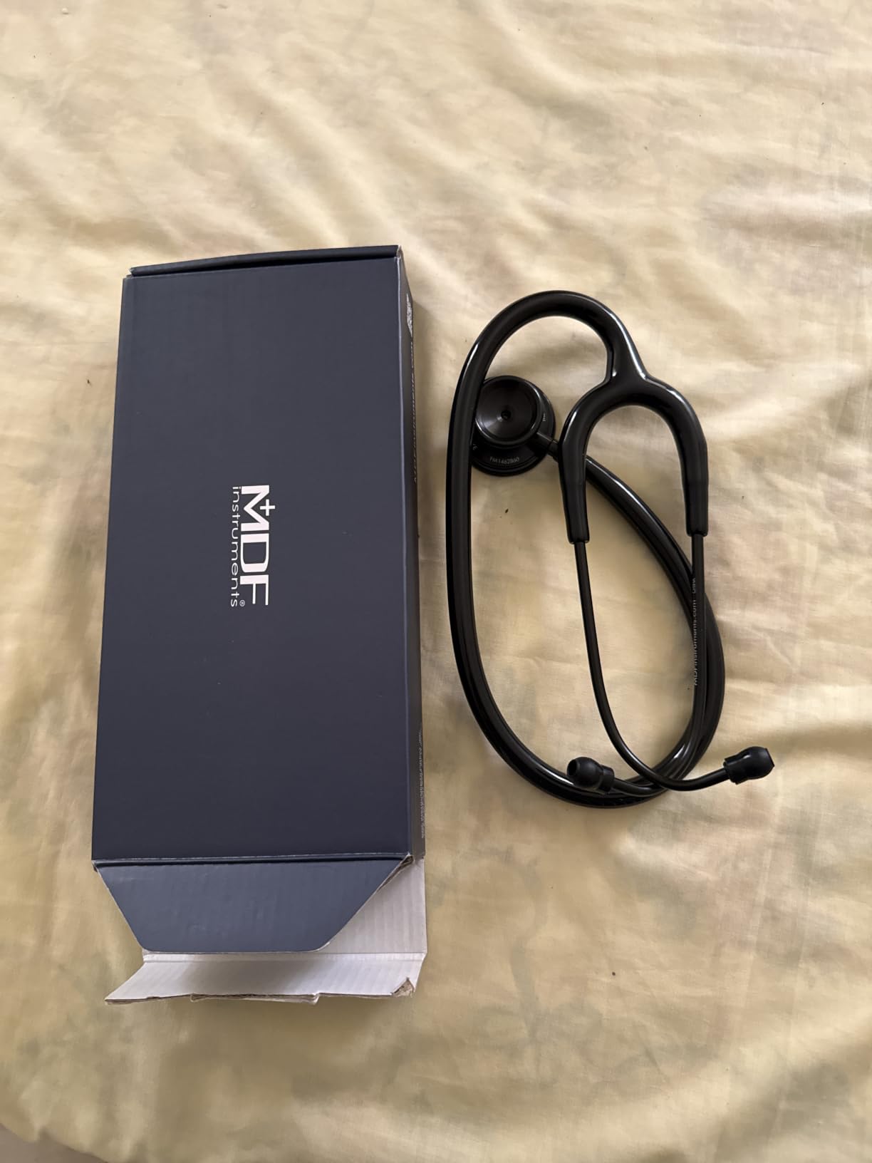 MDF Instruments, Acoustica Lightweight Stethoscope for Doctors, Nurses, Students, Home Health Use, Dual Head, Black Tube, Black Chestpiece-Headset, MDF747XPBO customer photo 1