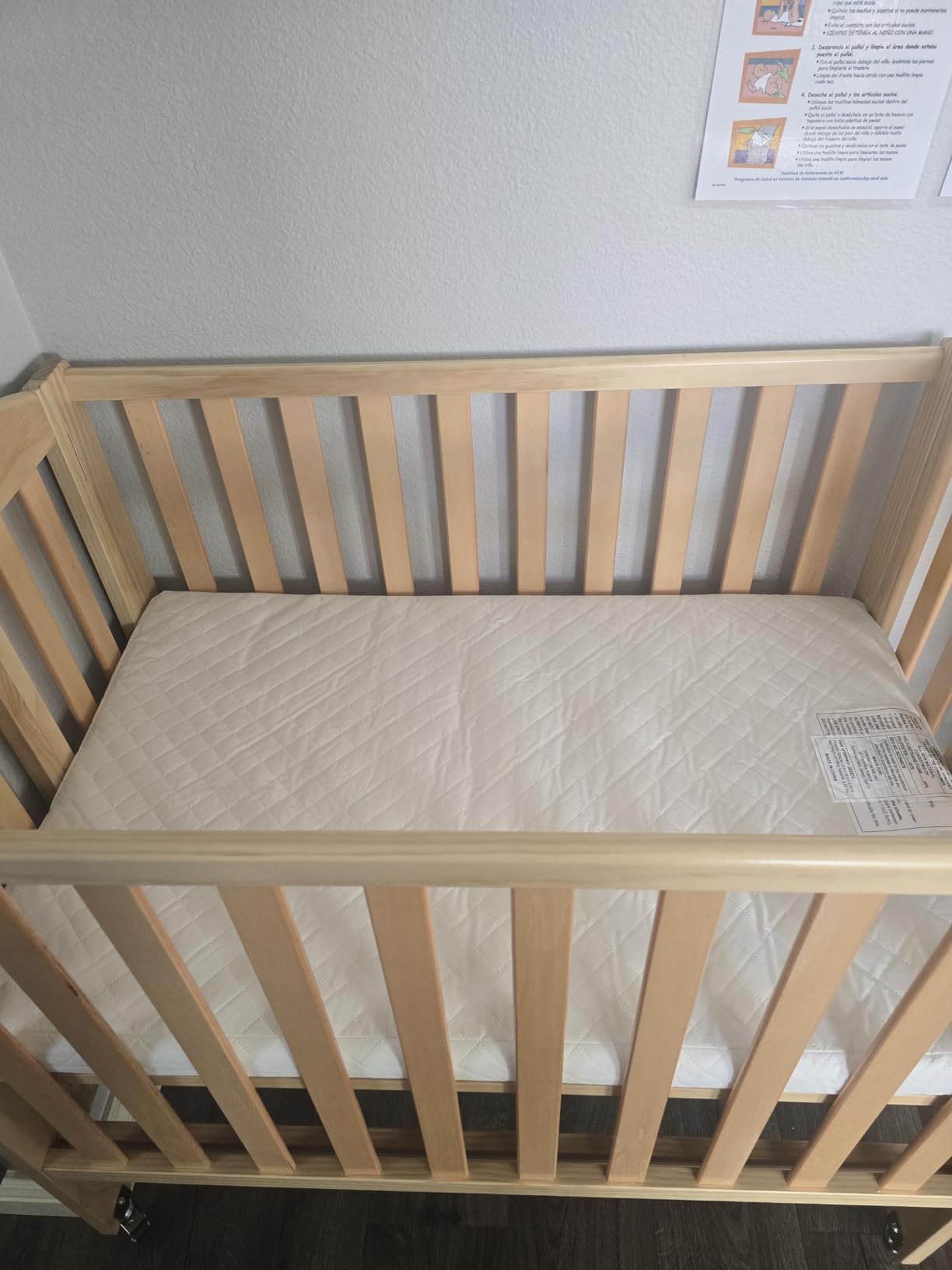 Dream On Me 2-in-1 Portable Mini Crib, Non-Full Size Baby Crib for Small Spaces, 2 Mattress Heights, Compact Travel Design, Includes Mattress, GREENGUARD Gold & BSA Certified, White customer photo 1