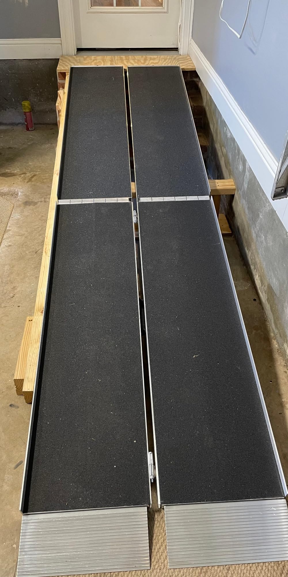 EZ-ACCESS Suitcase Trifold Wheelchair Ramp, Non Slip, 800 lb, Home, 8 ft customer photo 2