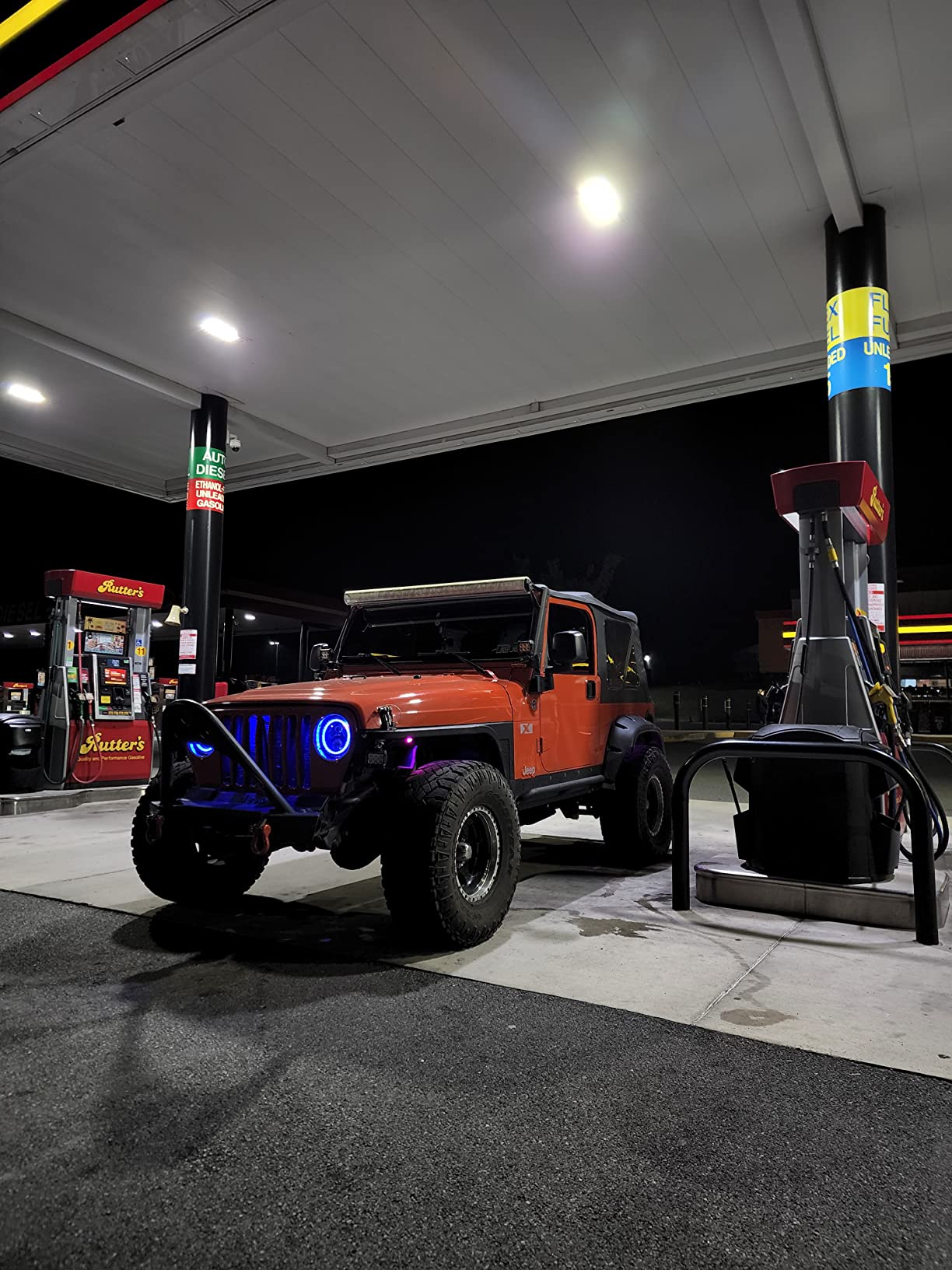 Smittybilt XRC Rock Sliders with Step – Textured Black (97-06 TJ) - SB76871 customer photo 2