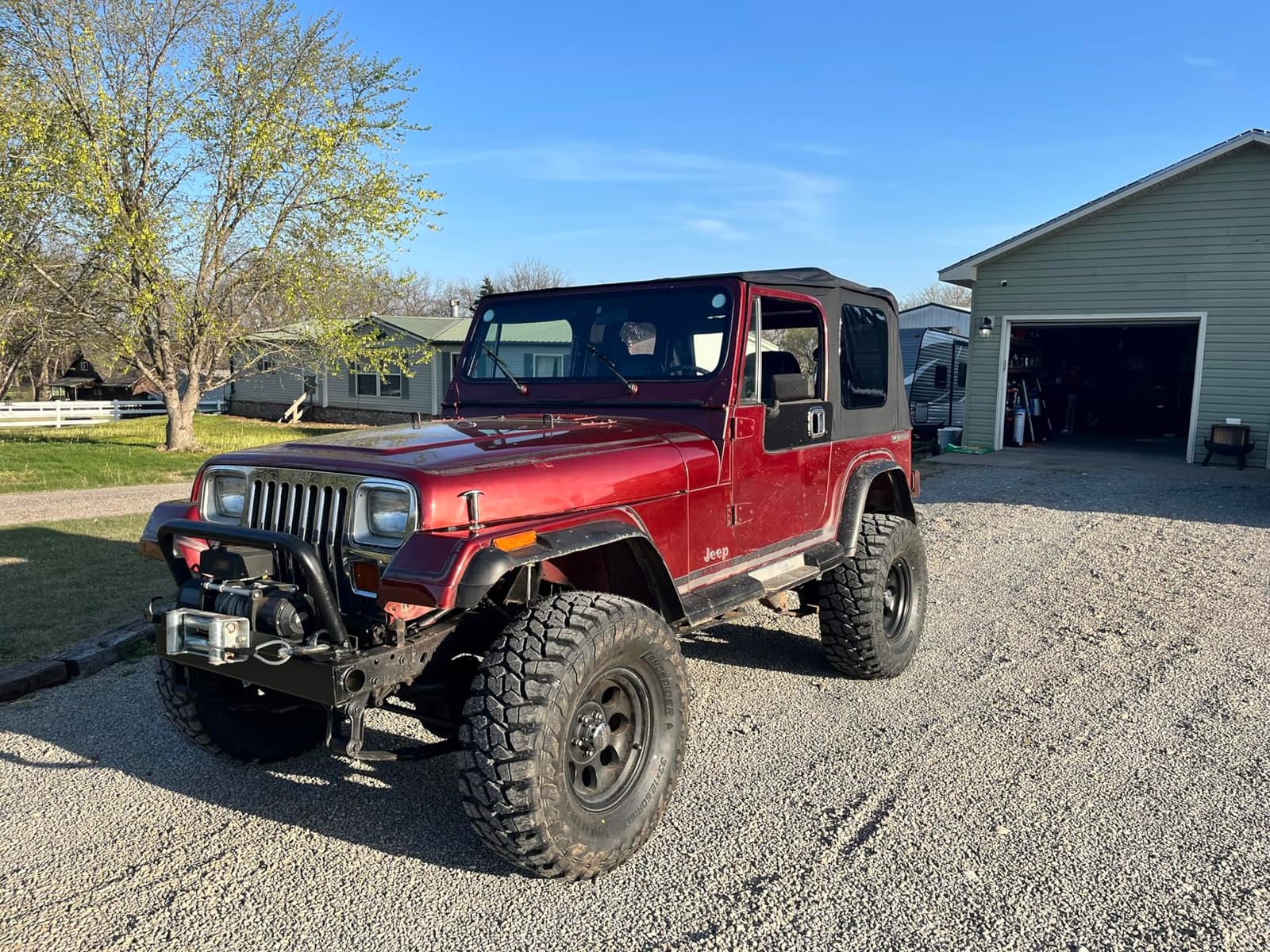 RAMPAGE PRODUCTS Complete Soft Top for Jeep Wrangler/CJ | Tinted Windows, Includes Frame & Hardware, Vinyl, Black Diamond | 68035 | Fits 1979-1986 Jeep CJ7 / 1987-1995 Wrangler YJ customer photo 2