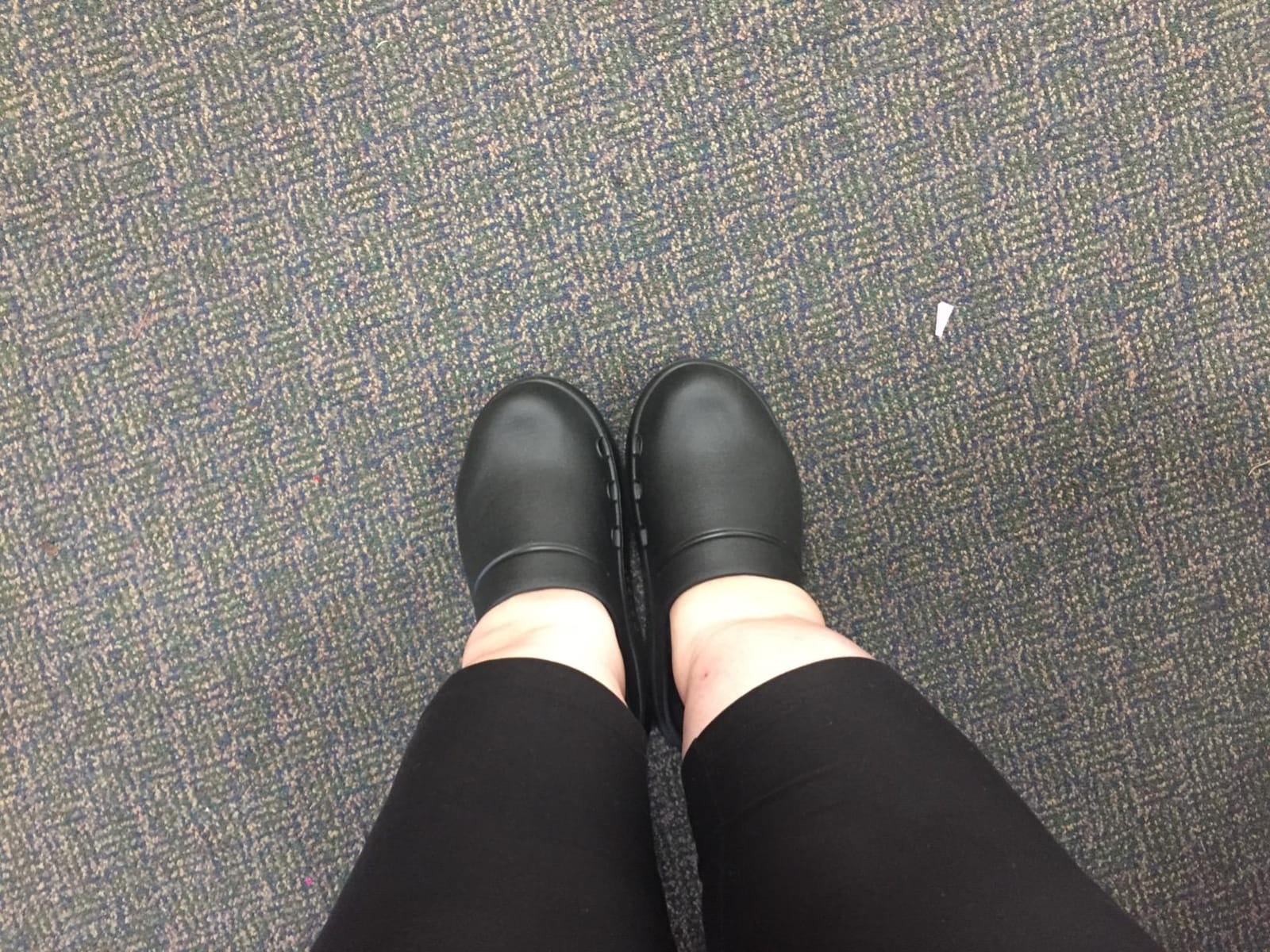OOFOS Unisex-Adult OOcloog customer photo 1