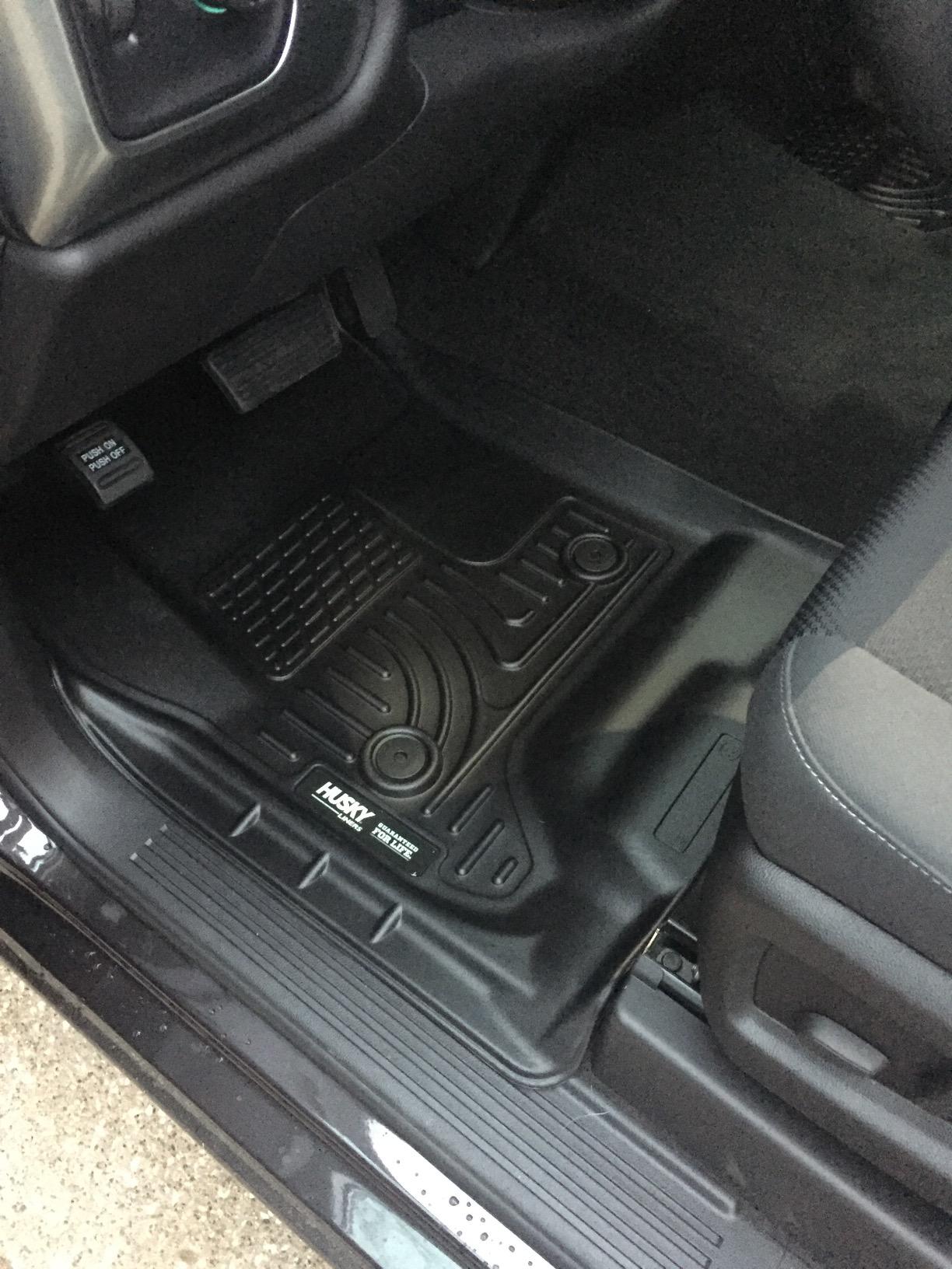 Husky Liners Weatherbeater Floor Mats | Fits 2014 - 2018 Chevrolet Silverado & GMC Sierra 1500 Crew Cab; 15-19 Silverado/Sierra 2500/3500 Crew Cab (Footwell Cvg) | Front & 2nd Row, 3-pc Black - 98231 customer photo 1