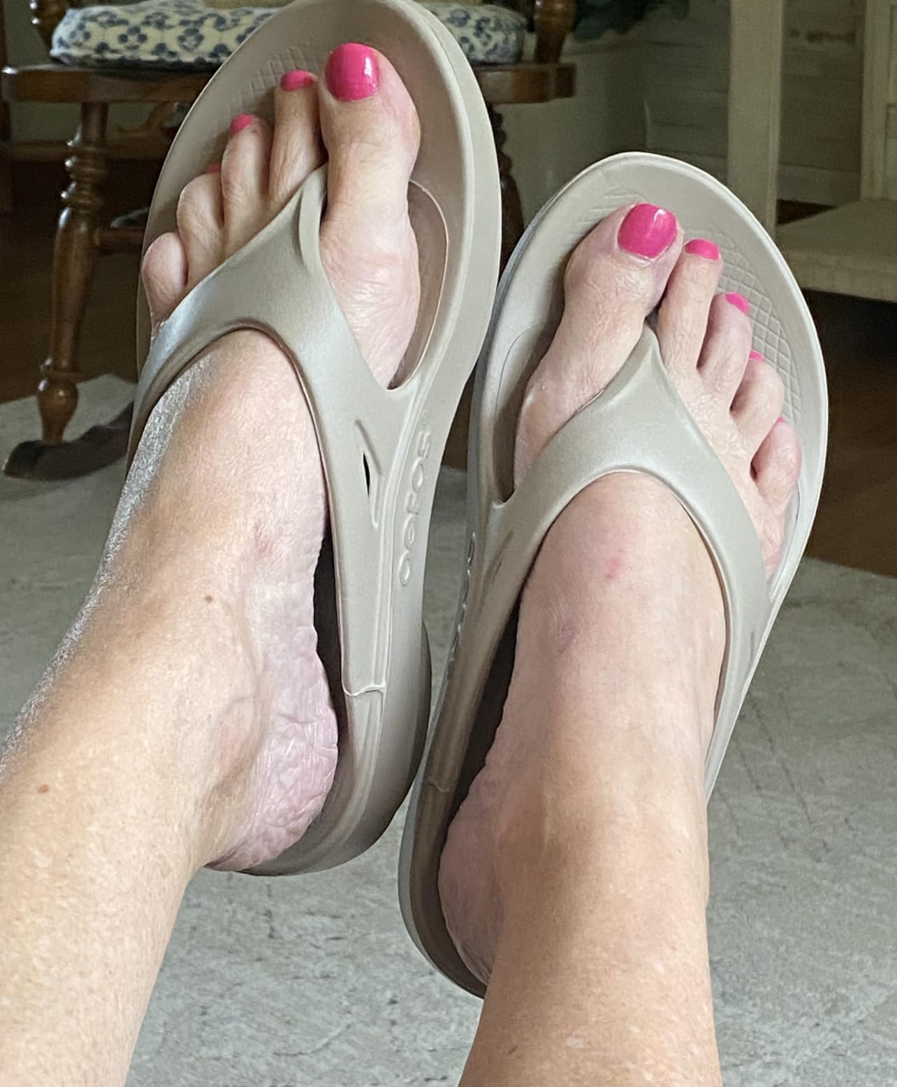 OOFOS OOriginal Recovery Sandal - Women’s and Men’s customer photo 2