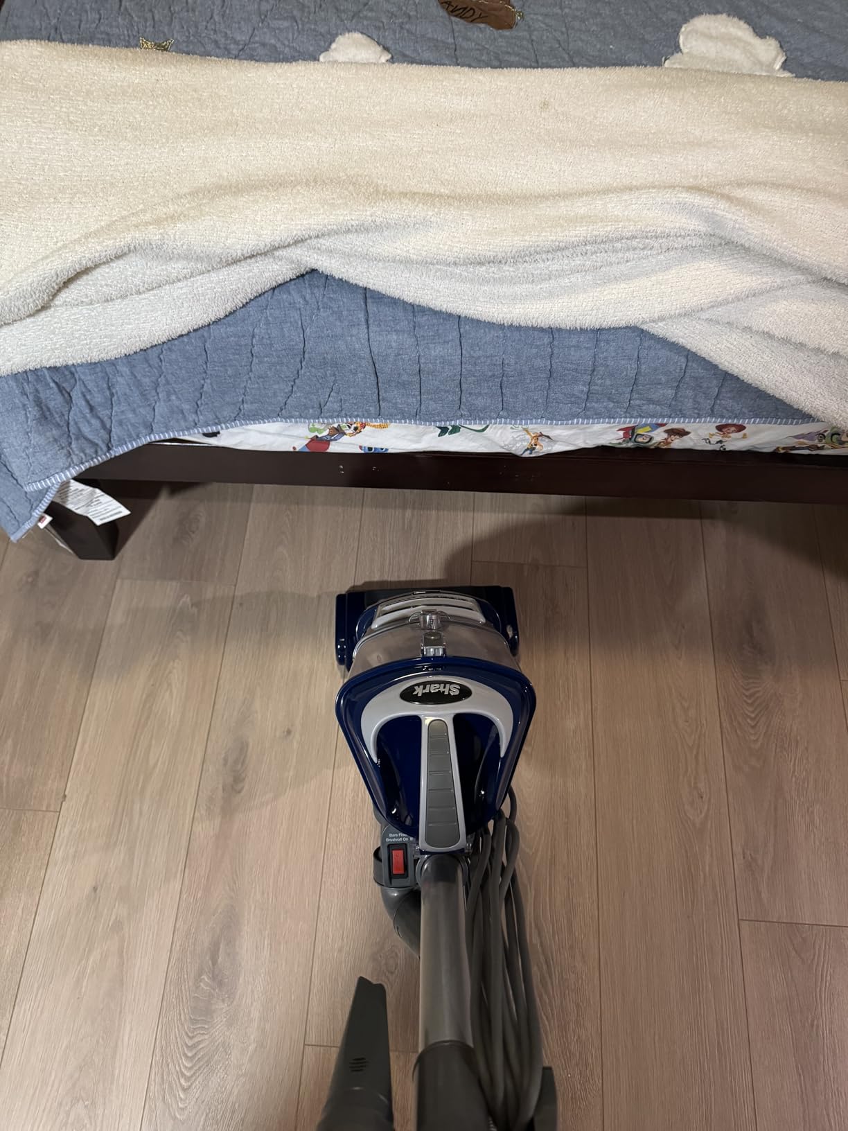 Shark Navigator Lift-Away Vacuum, HEPA, Carpet and Pet Hair, Blue, NV360 customer photo 1