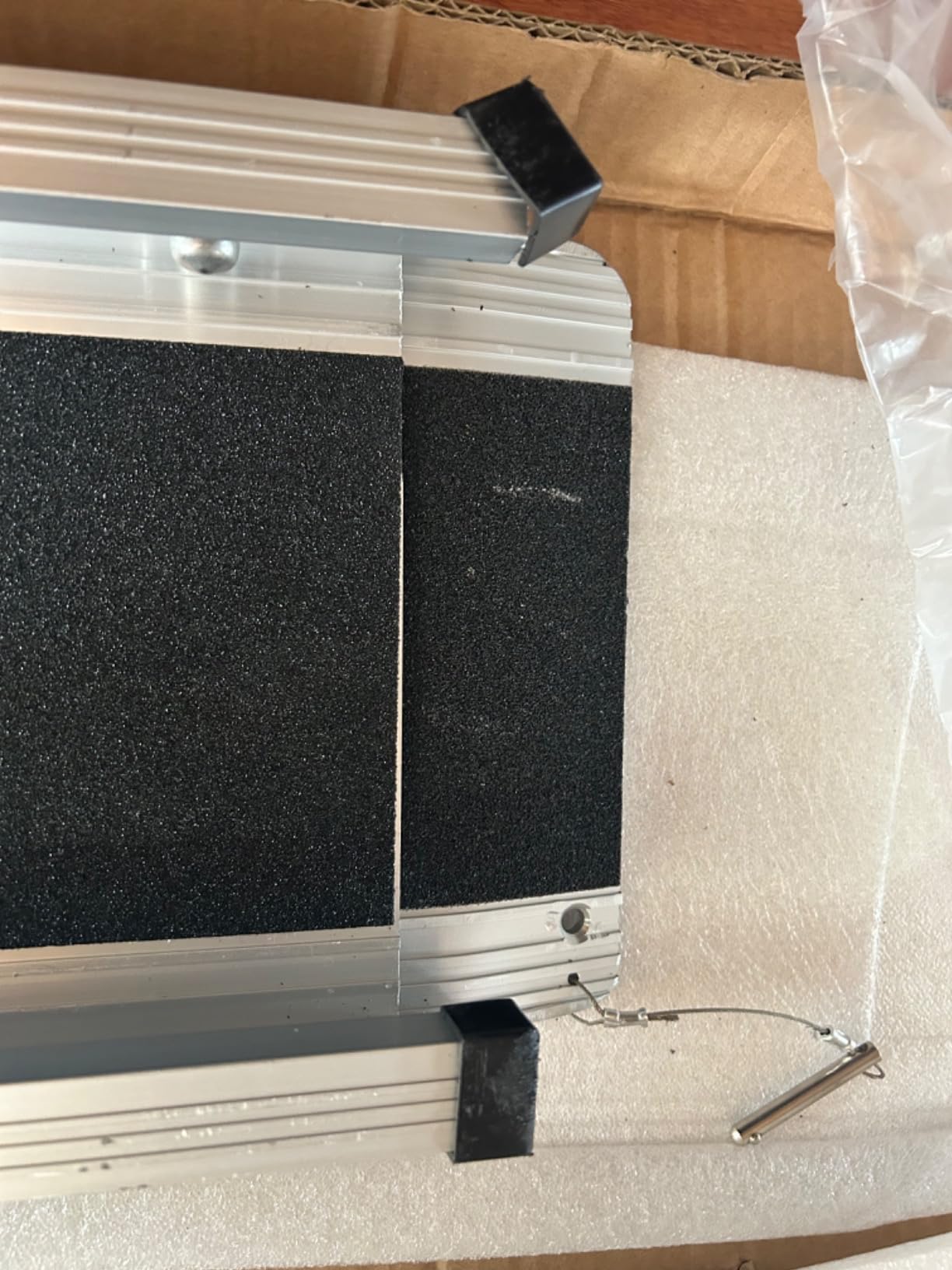 5.5' / 10' Portable Wheelchair Ramps, Telescoping, 600 lb, Silver Spring customer photo 1