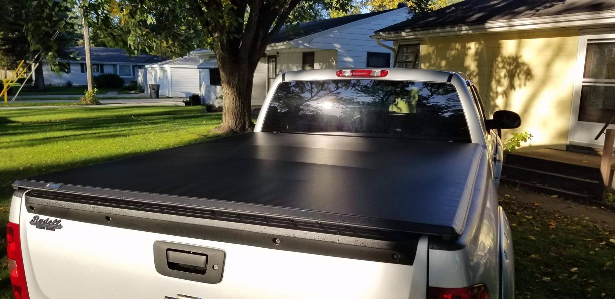 Tyger Auto T3 Soft Tri-Fold Truck Bed Tonneau Cover Compatible with 2014-2018 Chevy Silverado / GMC Sierra 1500; 2015-2019 2500HD 3500HD; 2019 LD/Limited Only | Fleetside 6'6