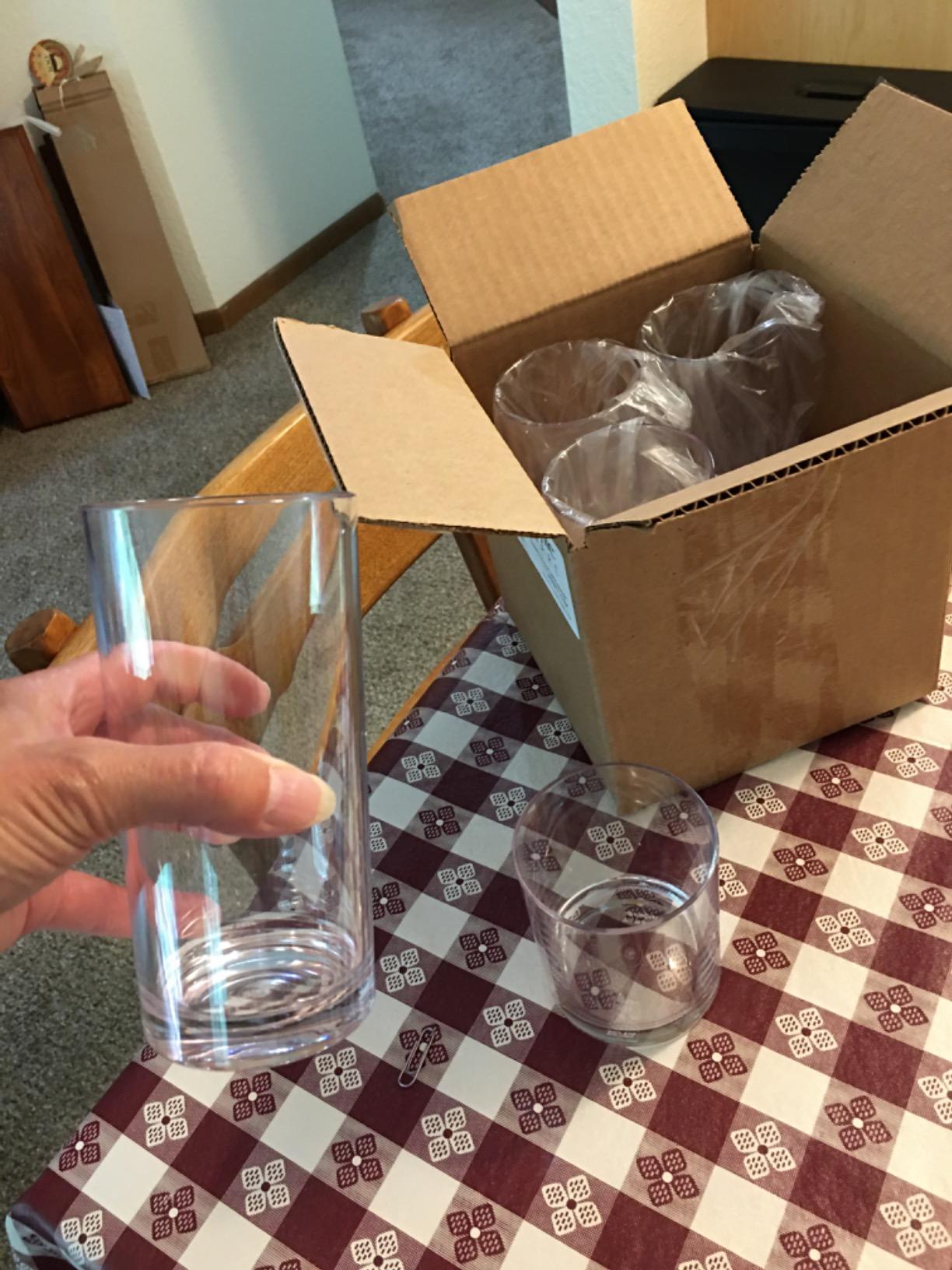 US Acrylic Classic Clear Plastic Reusable Drinking Glasses (Set of 8) 12oz Rocks & 16oz Water Cups | BPA-Free Tumblers, Made in USA | Top-Rack Dishwasher Safe customer photo 1