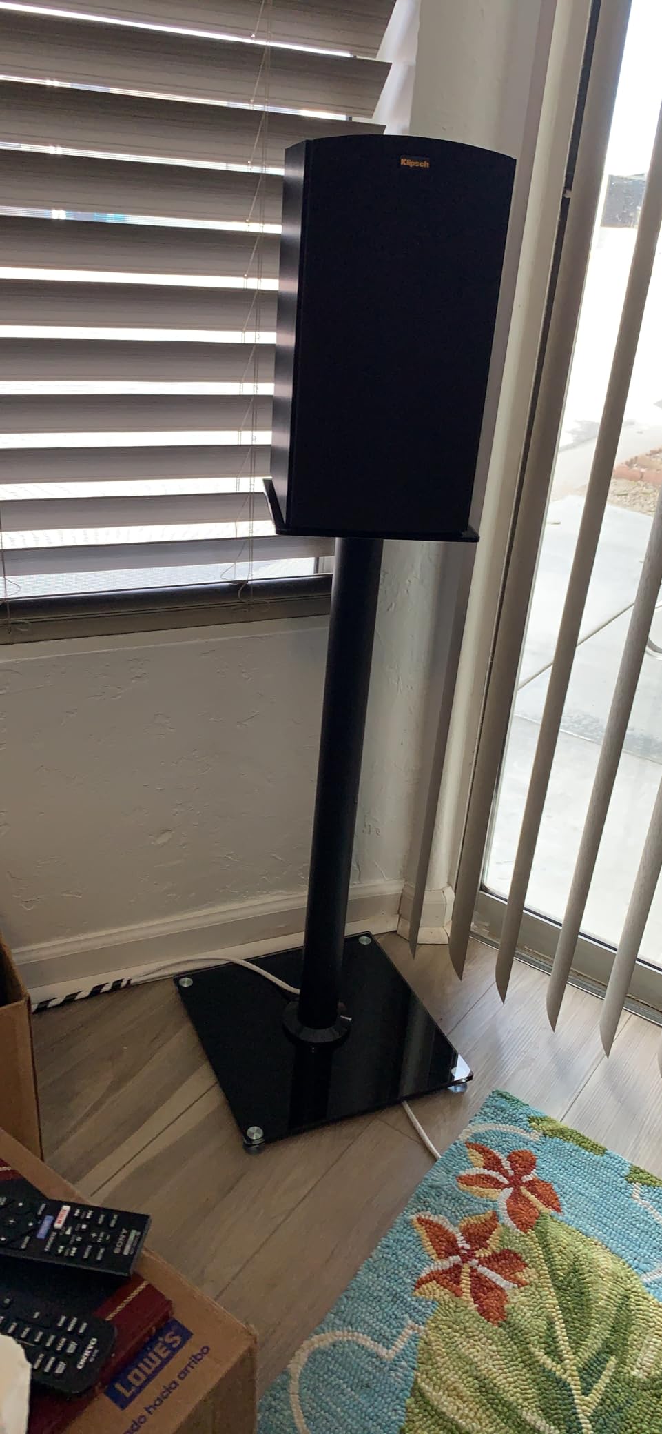 Klipsch R-15M Bookshelf Speaker (Pair) customer photo 1