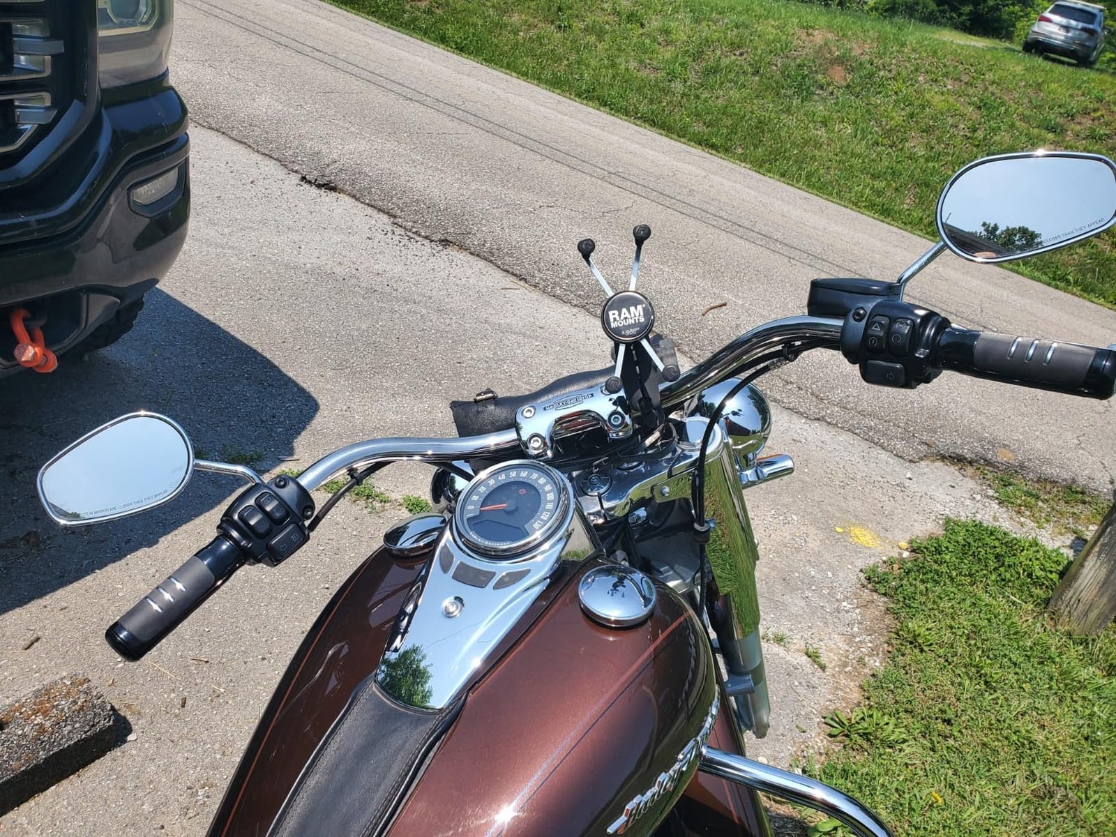 RAM MOUNTS X-Grip Windshield Phone Mount with Twist-Lock Suction Cup Base customer photo 2
