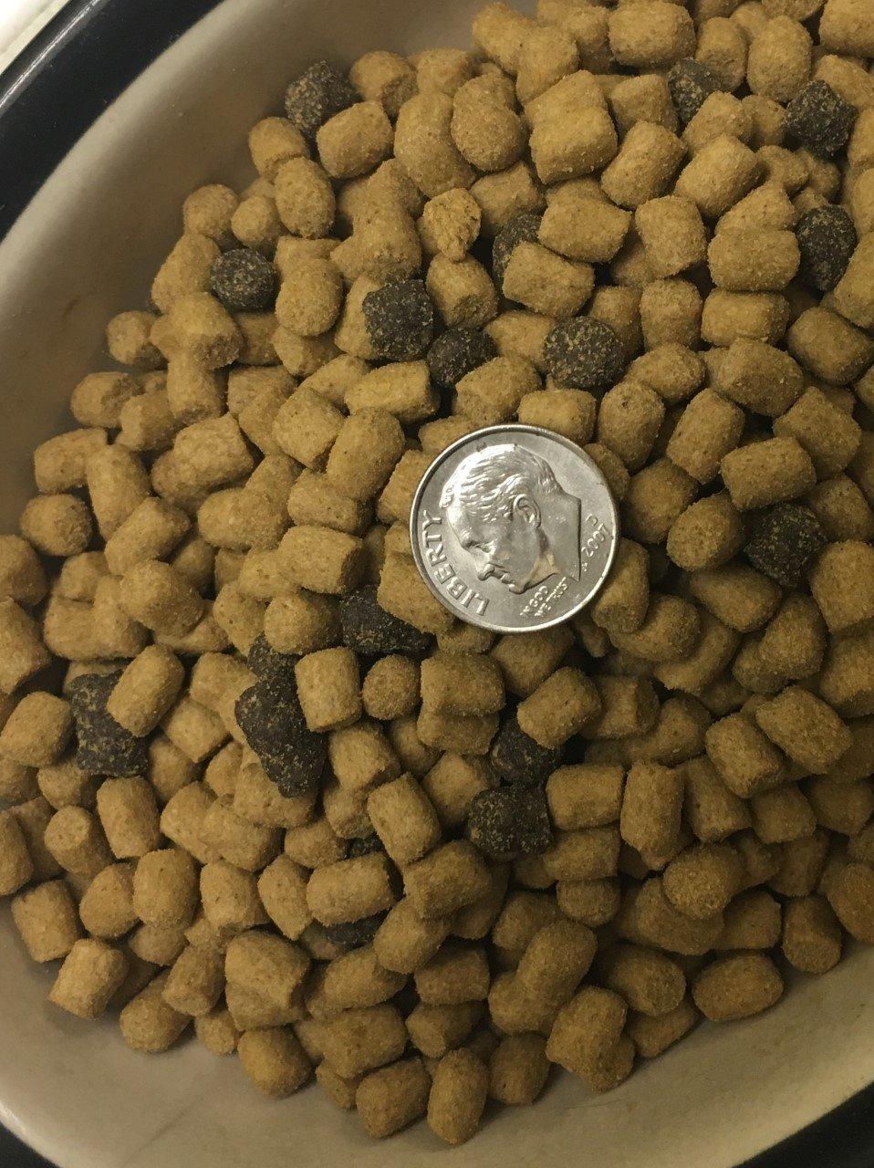 Blue Buffalo Tastefuls Chicken Weight & Hairball Control Dry Cat Food, 7 lb customer photo 2