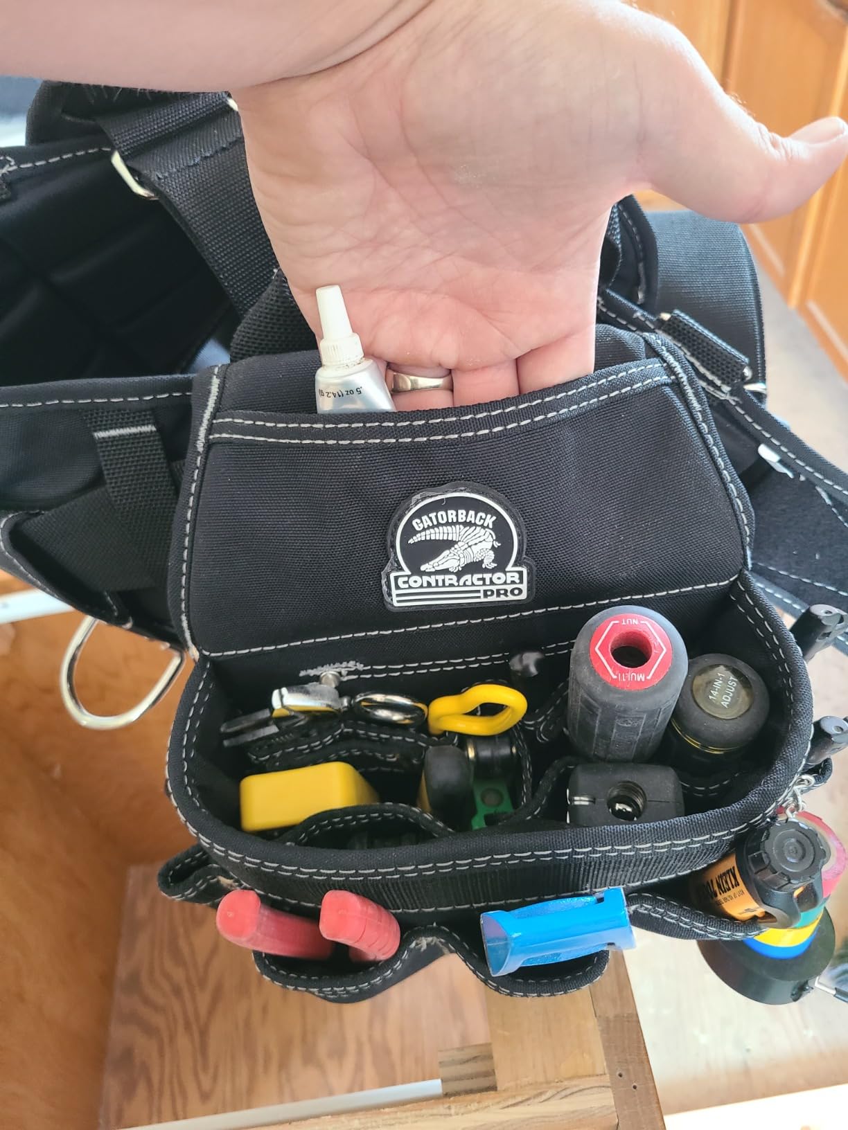 Gatorback Professional Electrician Tool Belt B240 Deluxe Package, Medium customer photo 1