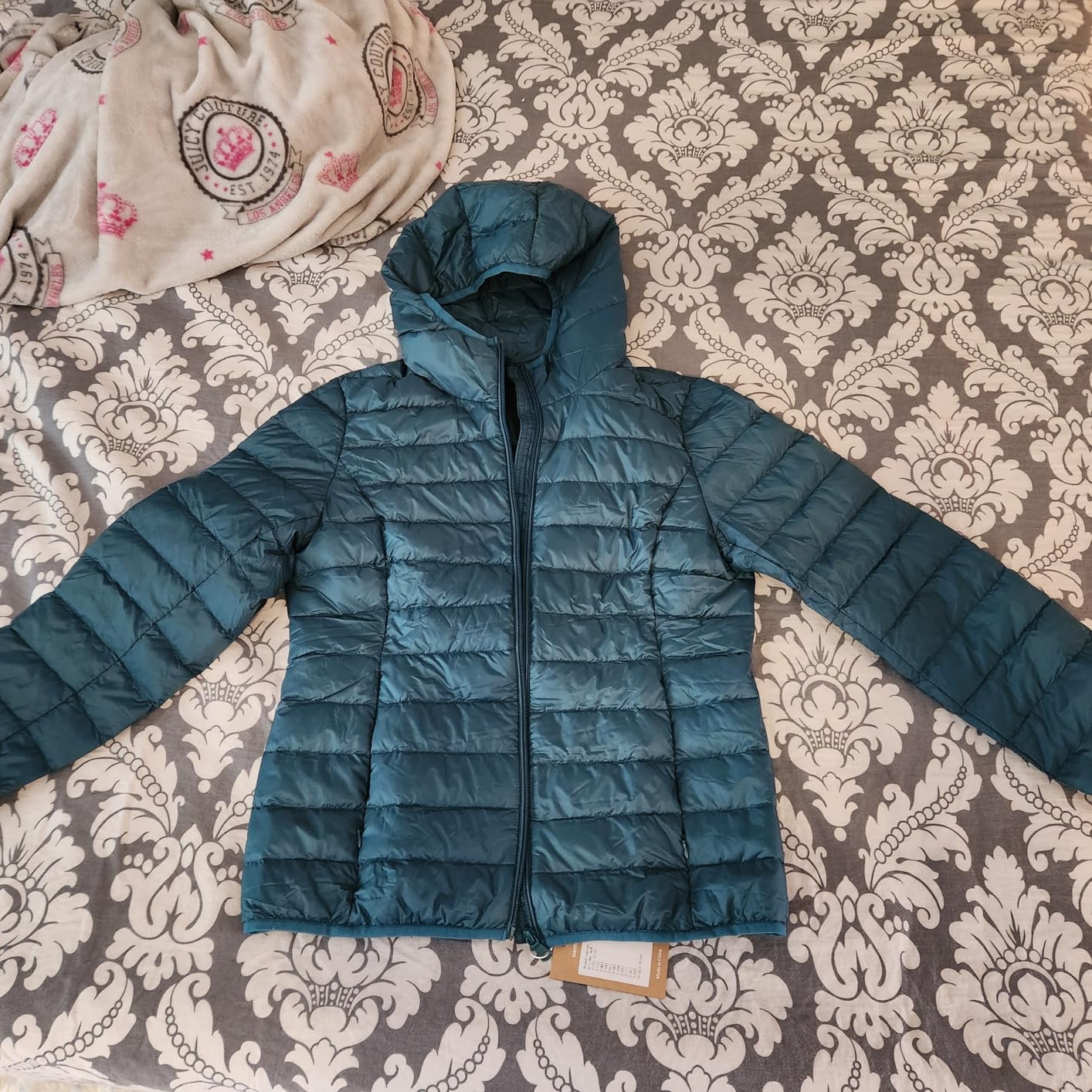 Wantdo Women's Lightweight Packable Puffer Jacket Hooded Down Coat customer photo 2