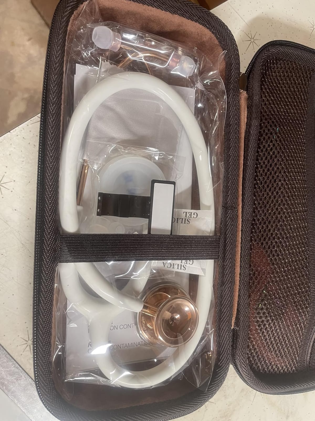 MDF MD One Stainless Steel Stethoscope, White Tube, Rose Gold Chestpiece customer photo 2