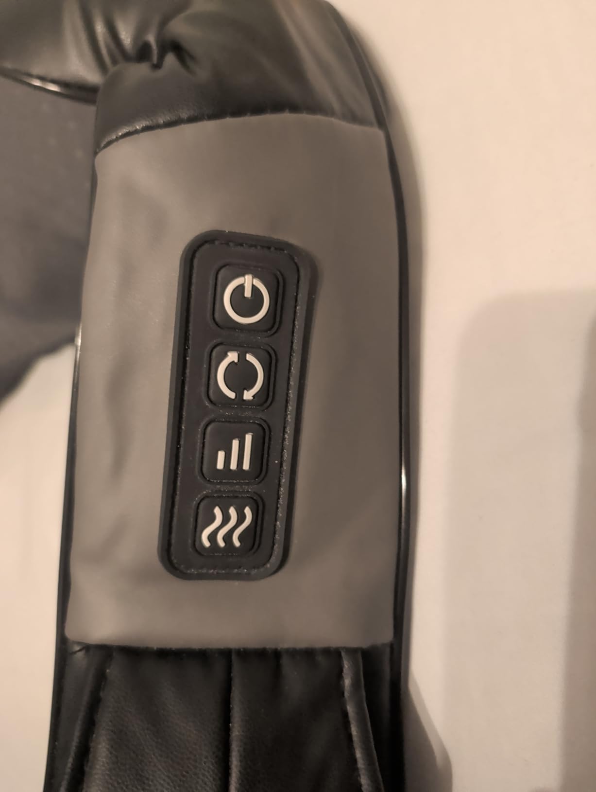 Nekteck Shiatsu Neck Massager with Heat for Pain Relief, NOT Cordless customer photo 1