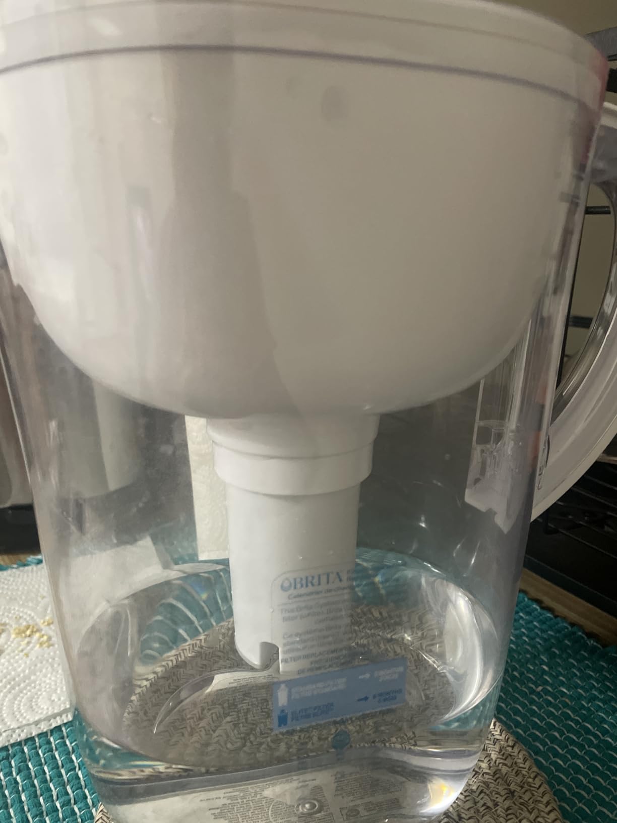 Brita Large 10 Cup Water Filter Pitcher, Includes 1 Filter, Bright White customer photo 2