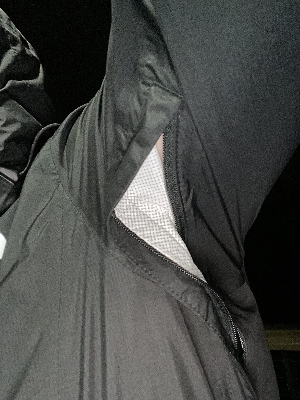 THE NORTH FACE Women's Venture 2 Waterproof Hooded Rain Jacket customer photo 2