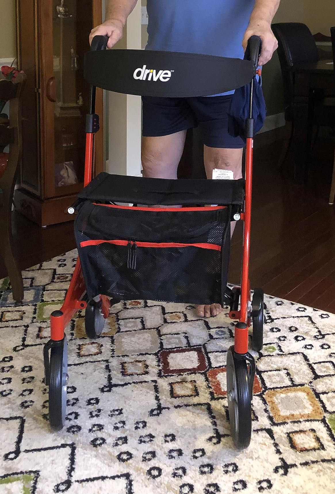Drive Medical RTL10266CF Nitro Elite CF Rollator Walker with Seat, Black customer photo 1