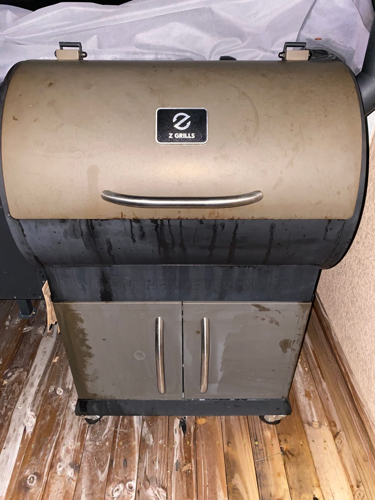 Z GRILLS Wood Pellet Grill Smoker with PID Control, Rain Cover, 700 sq. in Cooking Area for Outdoor BBQ, Smoke, Bake and Roast, 700D customer photo 2
