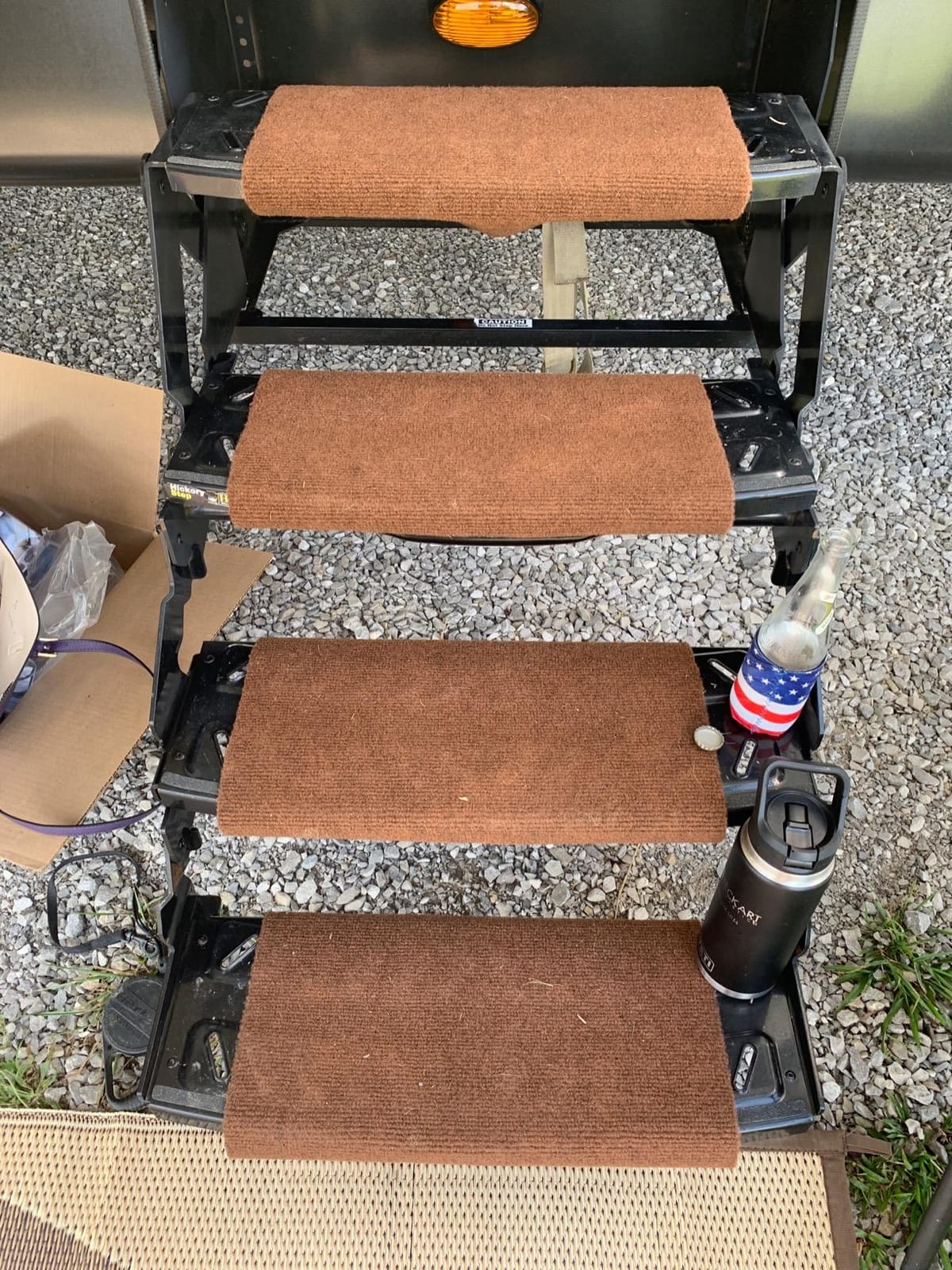 Camco 42909 Black Premium Wrap Around RV Step Rug (100% Polyester (22