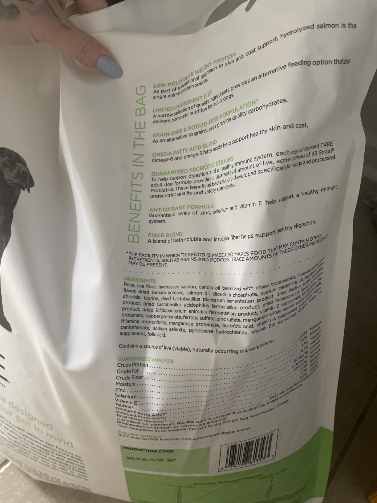 DIAMOND CARE Sensitive Skin Adult Dry Dog Food, Hydrolyzed Salmon, 25lb customer photo 1