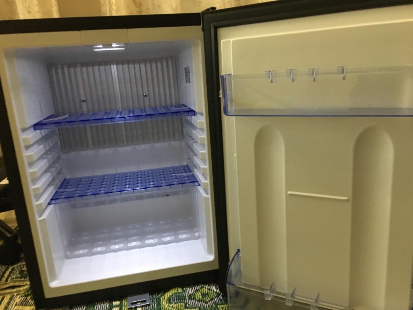 Smad 12V RV Refrigerator, Mini Fridge with Lock And Key, DC 1.4 cu.ft, Quiet No Noise, Absorption Refrigerator 40L, Compact Truck Fridge 110V, Semi Truck, Black customer photo 1
