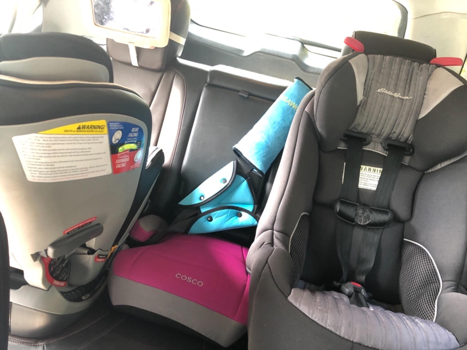 Cosco Topside Backless Booster Car Seat, Lightweight Booster Seats for Cars 40-100 lbs, Backless Booster Seat for Car, Grape customer photo 1
