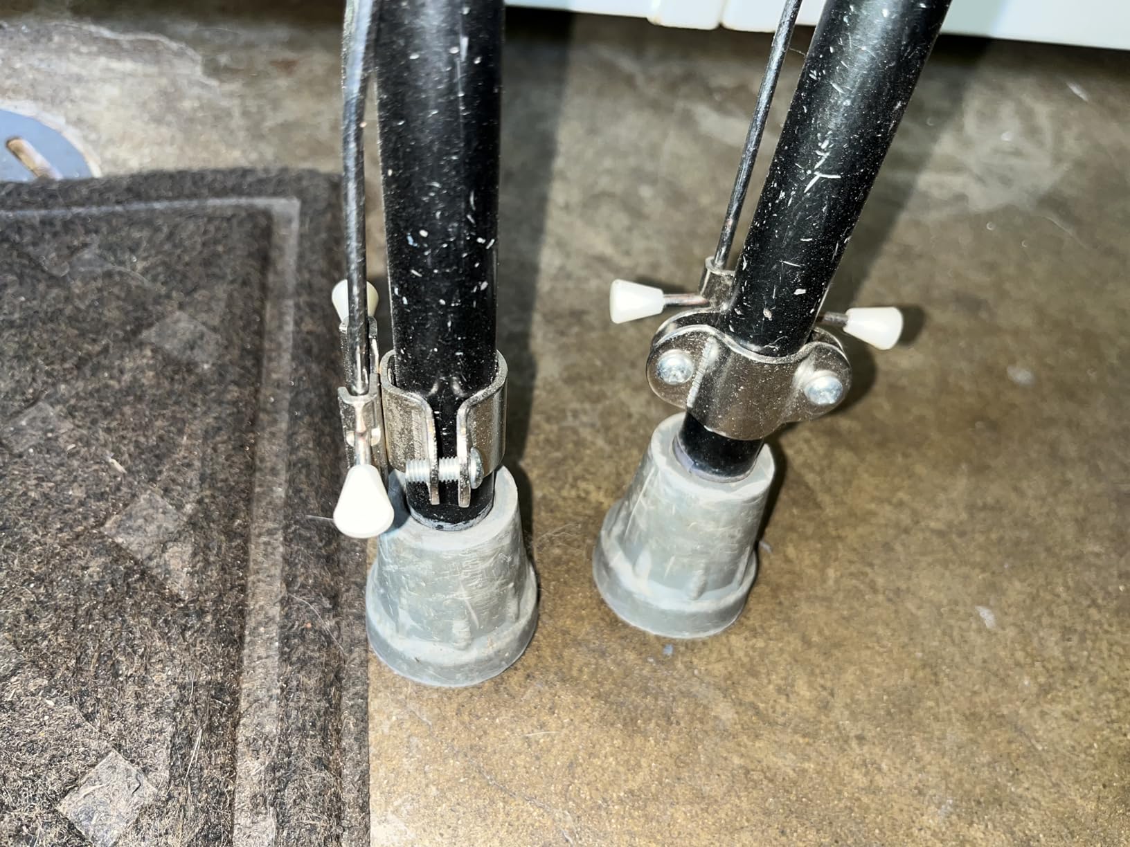 Vive Forearm Crutches (Pair) - Adjustable, Lightweight Arm Crutches Forearm customer photo 2