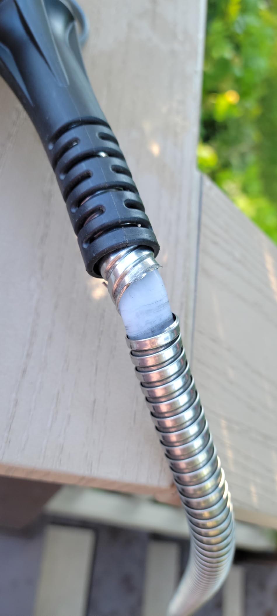 BIONIC STEEL 50 Ft Metal Garden Hose with Sprayer Nozzle | Non Kinking Design, Stainless Steel Heavy Duty Water Hose 50Ft x 5/8 in. Flexible & NON Expandable for Water Flow, 500 PSI customer photo 2