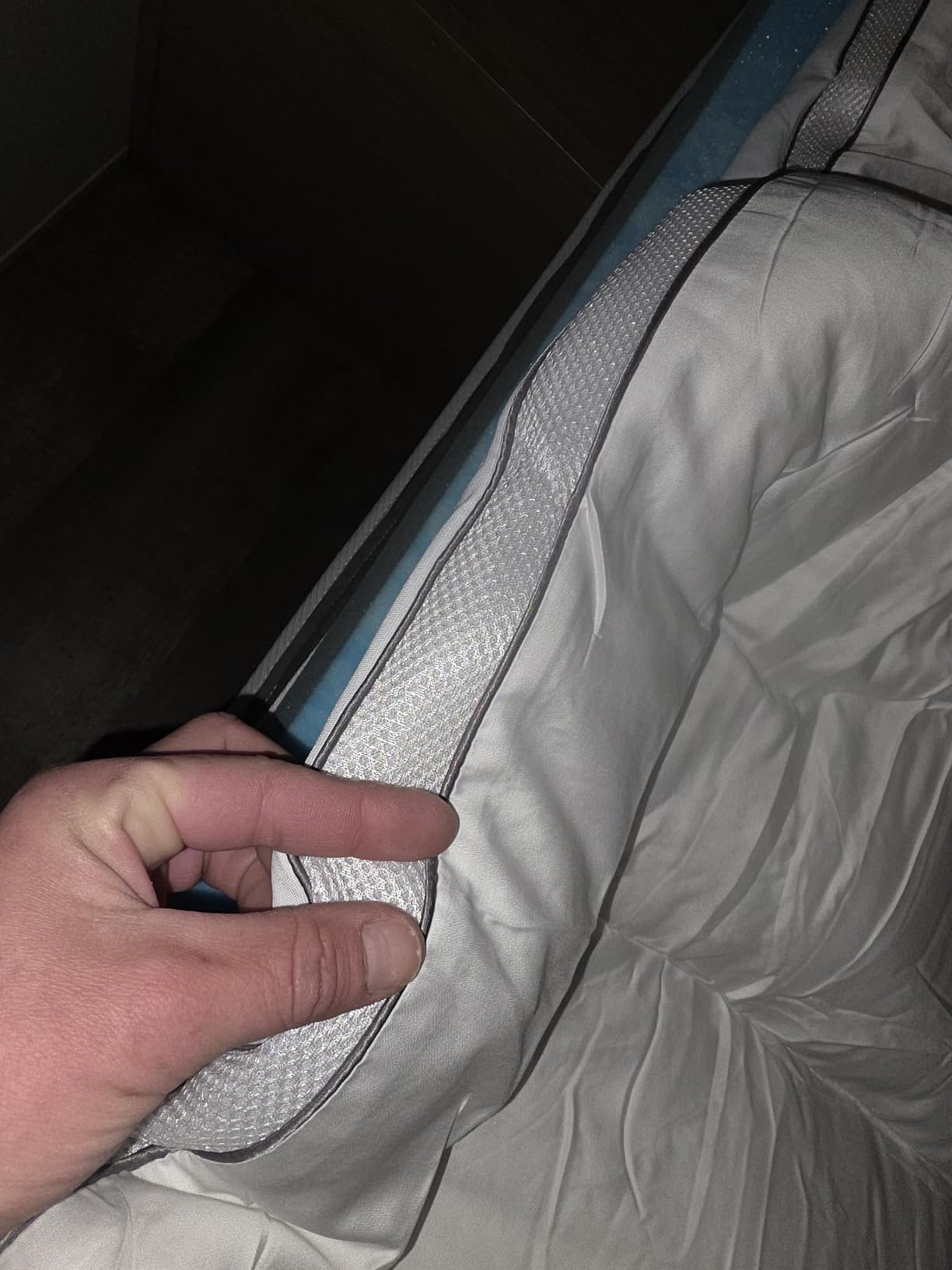 Viscosoft 4 Inch Hybrid Mattress Topper Twin XL - Memory Foam & Pillow Top customer photo 2
