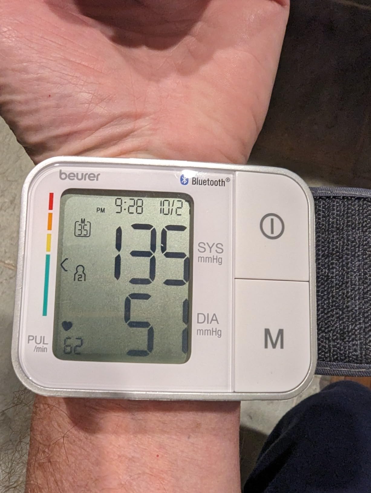 Beurer Bluetooth Smart, Wireless & Automatic Wrist Blood Pressure Monitor with Large LCD Display, Irregular Heartbeat Detection, Multi-Users, Syncs Readings to HealthCoach App, 60 Memory Spaces customer photo 2