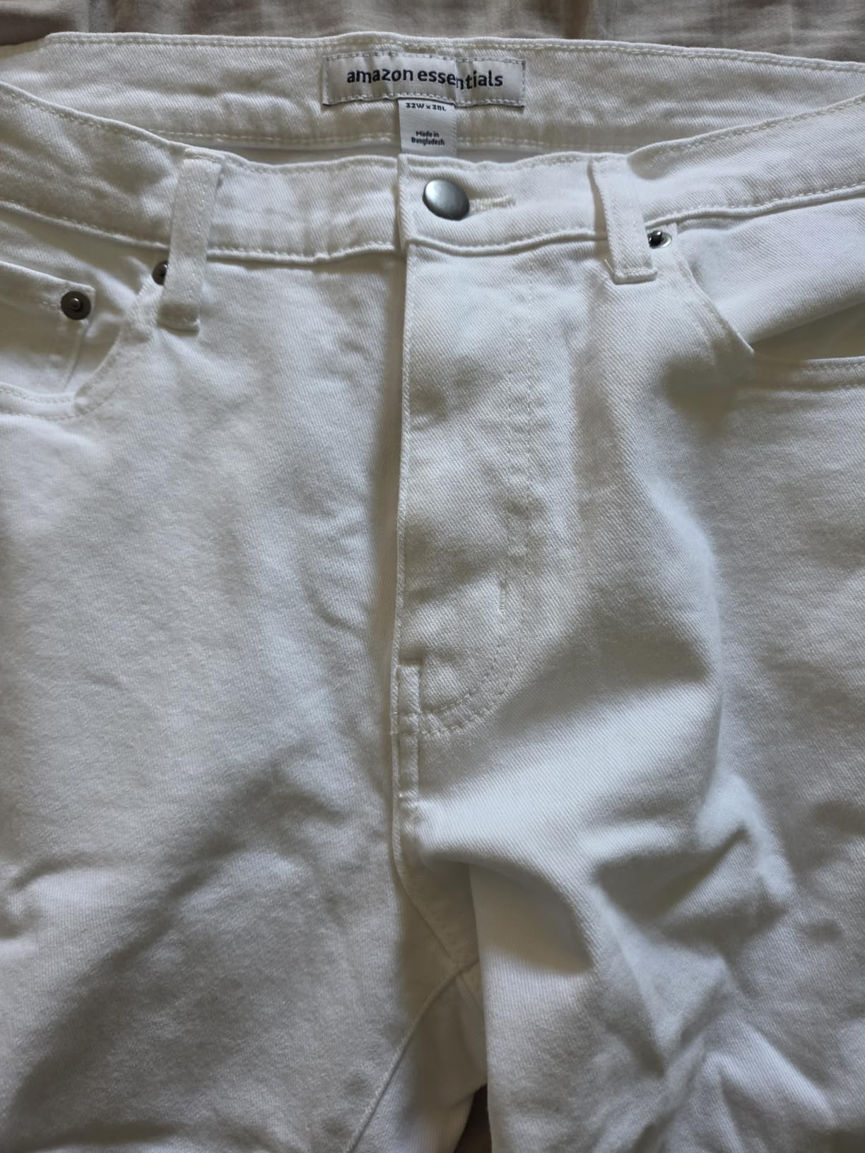 Amazon Essentials Men's Athletic-Fit Stretch Jeans - Discontinued Colors customer photo 1