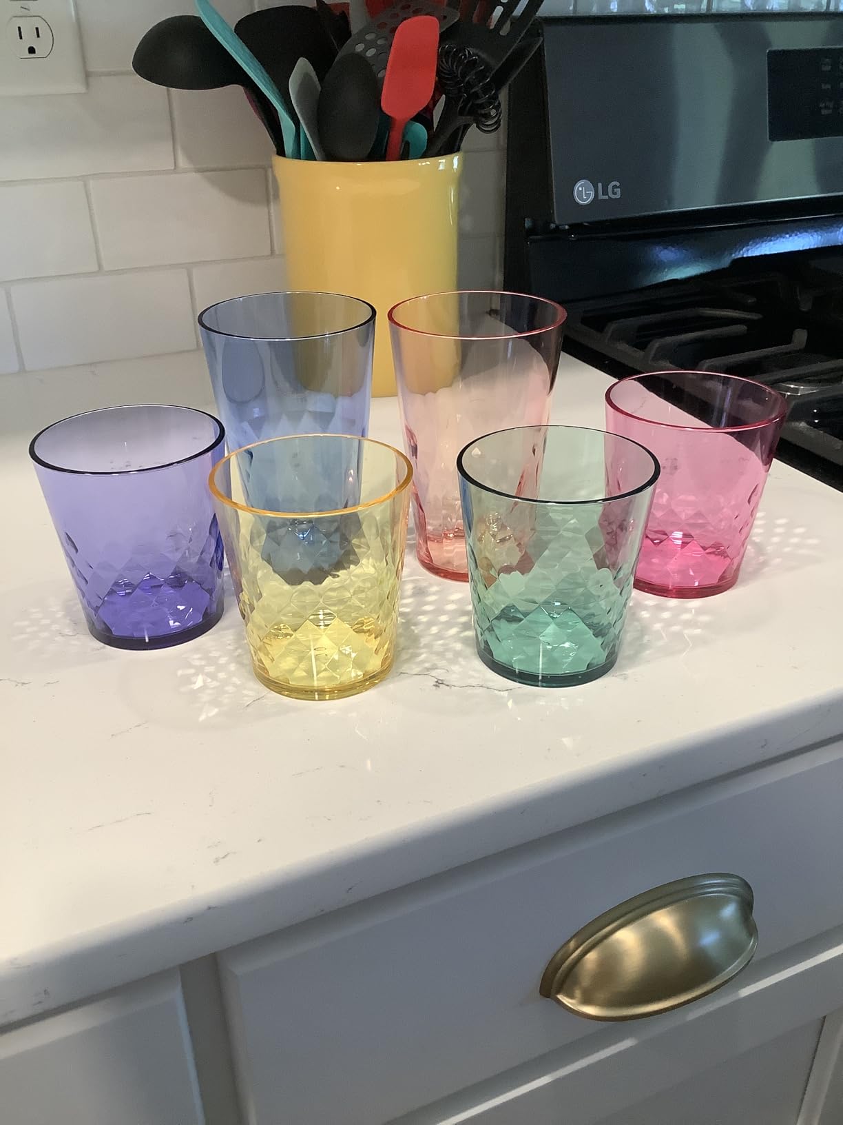SCANDINOVIA - 19oz Unbreakable Premium Drinking Glasses Set of 6 - Super Grade Acrylic Plastic - Perfect for Gifts - Dishwasher Safe - Stackable - Drinkware Cups Reusable Water Tumbler customer photo 2