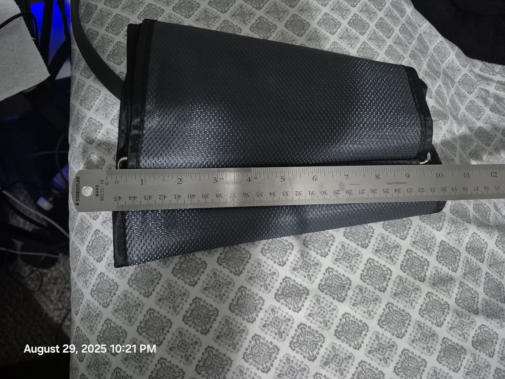 CINCOM Leg Massager for Circulation and Pain Relief FSA - HSA customer photo 2