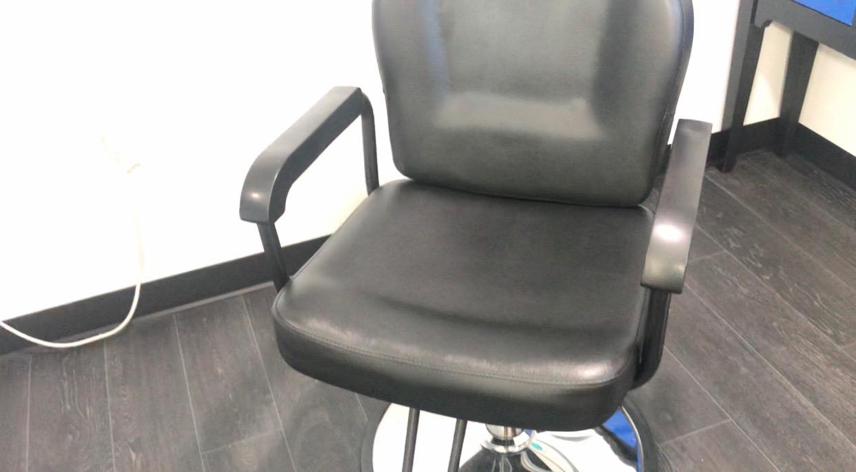Shengyu Black Modern Recline Hydraulic Styling Barber Chair Hair Spa Beauty Salon Equipment customer photo 2