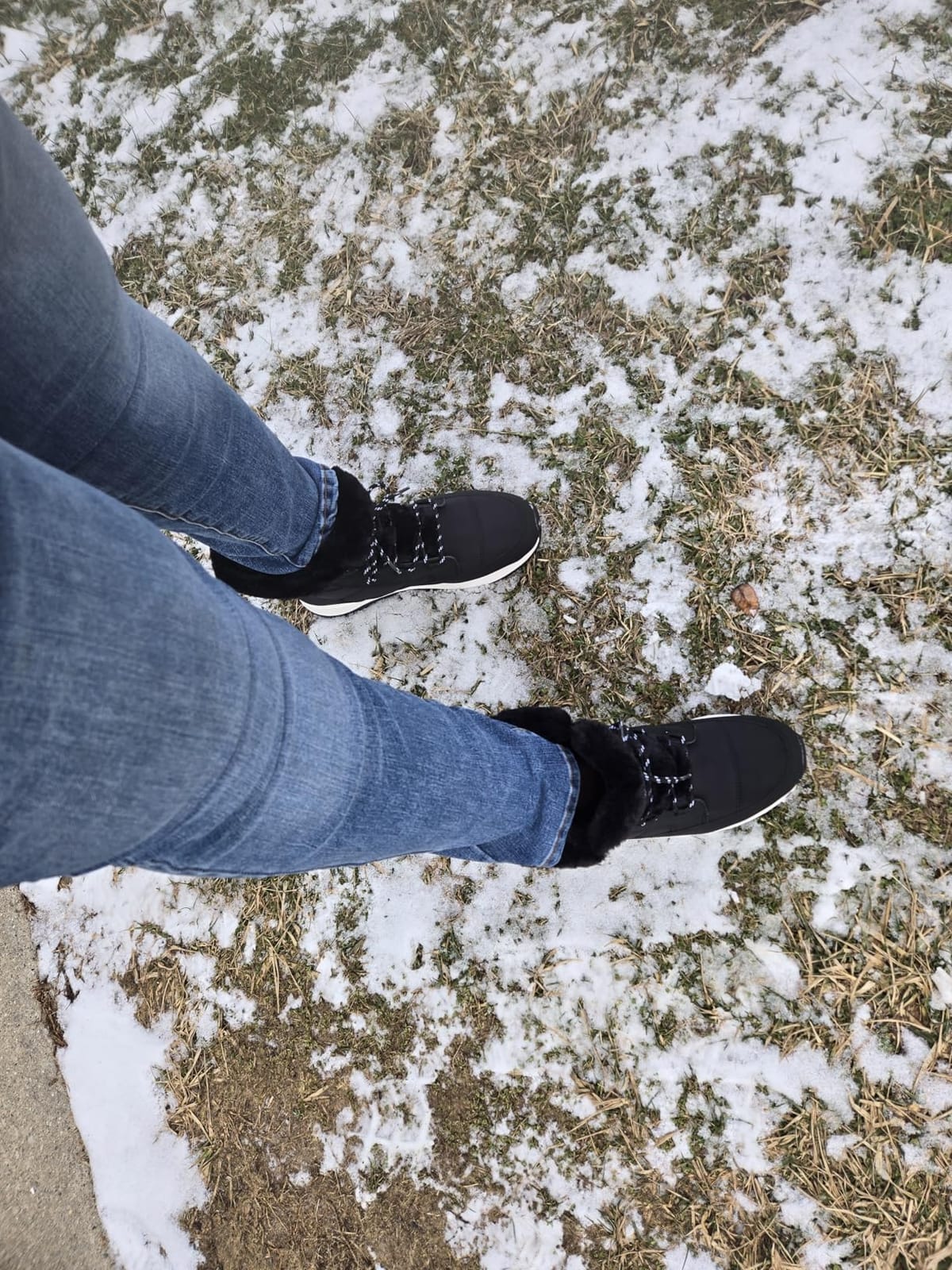 DREAM PAIRS Women's Waterproof Winter Snow Boots customer photo 2