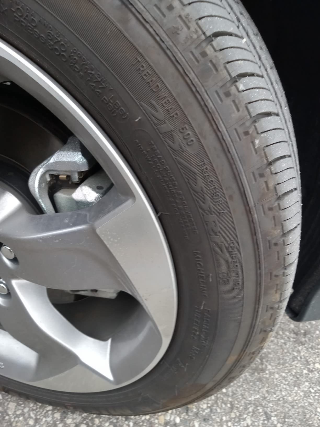 Starfire Solarus AS All-Season 215/55R17 94V Tire customer photo 1