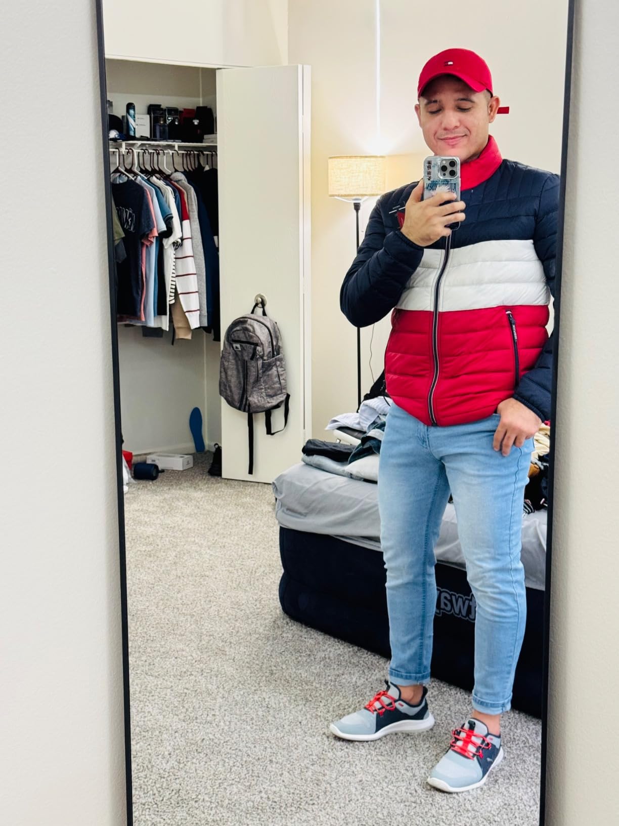 Tommy Hilfiger Mens Embroidered Logo Puffer Jacket customer photo 1
