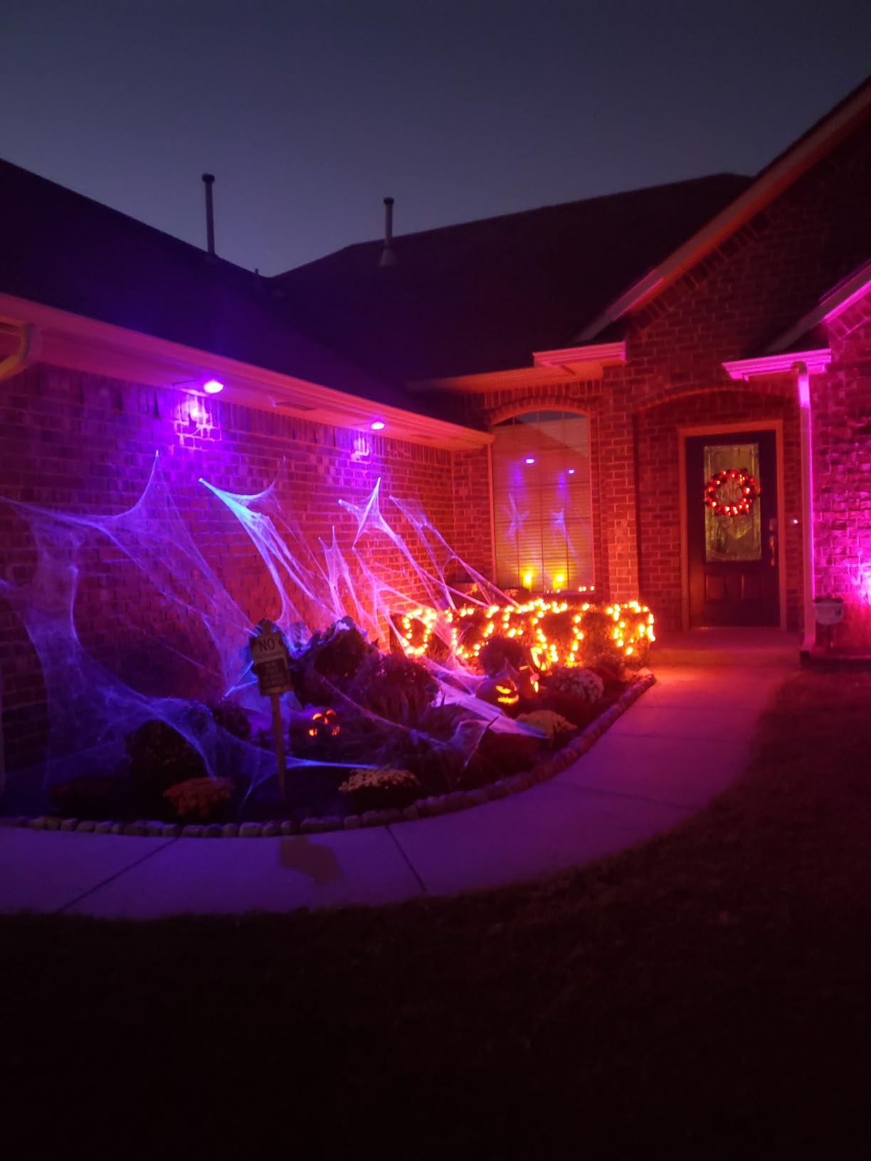 1000 sqft Spider Webs Halloween Decorations with 30 Fake Spiders customer photo 2