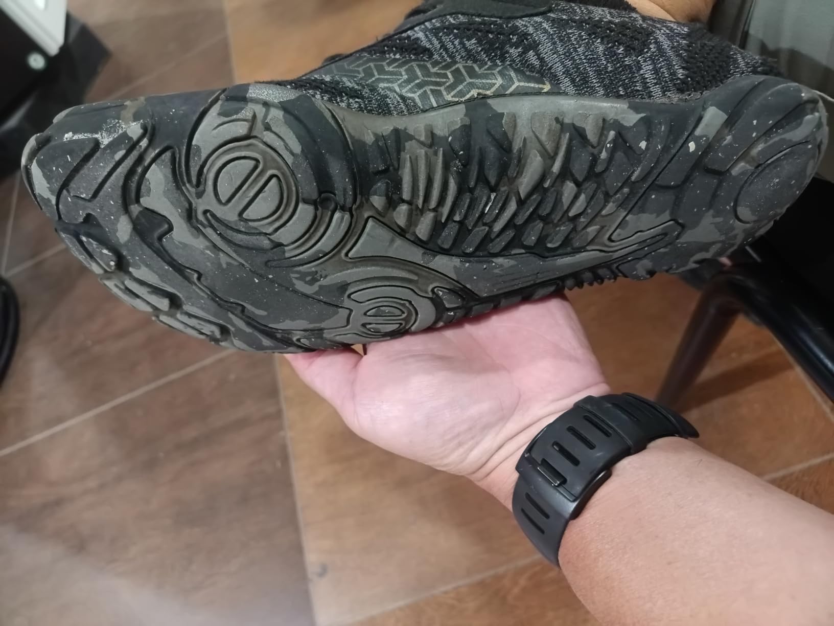 WHITIN Men's Minimalist Trail Running Shoes for Optimal Barefoot Feel W20 customer photo 1