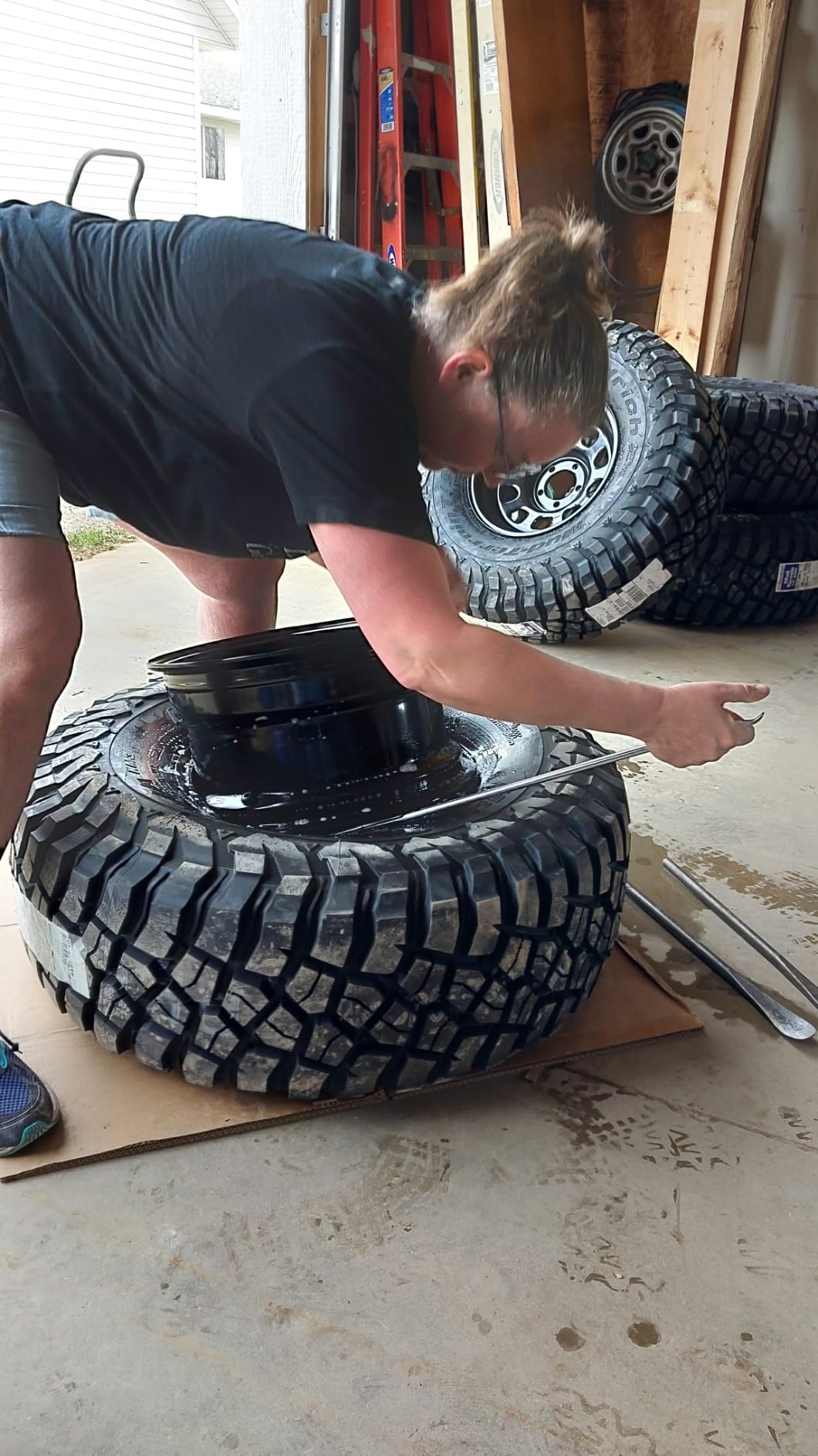 BFGoodrich Mud Terrain T/A KM3 Radial Car Tire for Light Trucks, SUVs, and Crossovers, 32x11.50R15/C 113Q customer photo 2