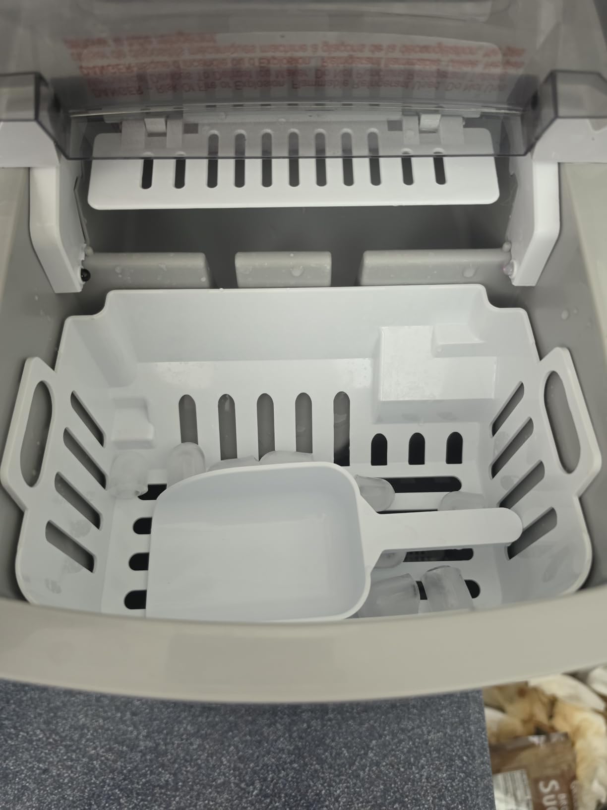 Frigidaire Counter top Portable, 26 lb per Day Nugget Ice Maker Machine (Red Stainless Steel) customer photo 1