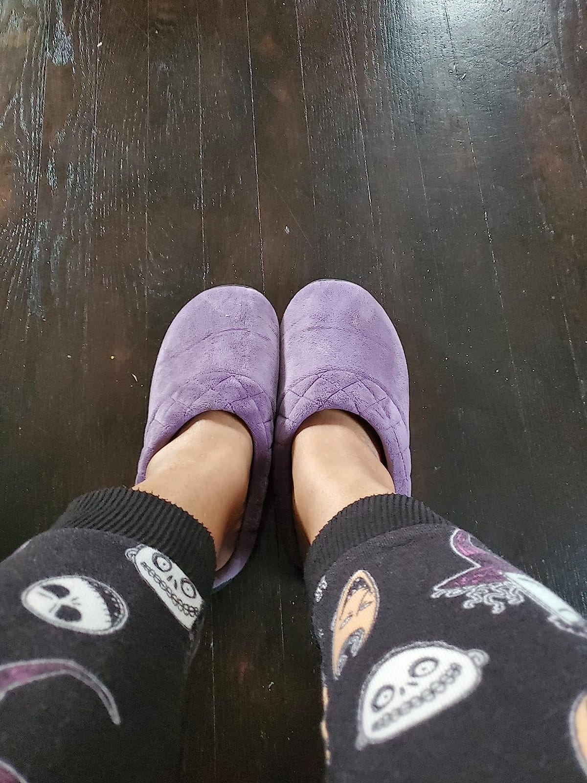 Dearfoams Women's Lightweight Memory Foam Indoor House Slipper Darcy Velour Clog with Wide Widths customer photo 2