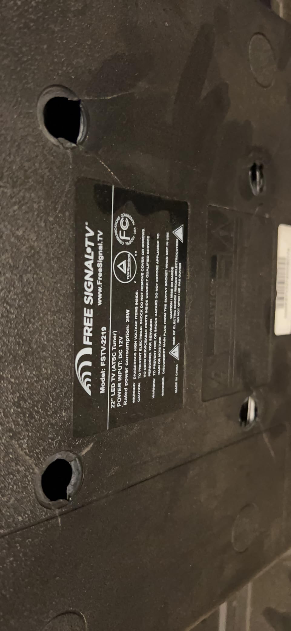 FREE SIGNAL TV Transit 12 Volt Flat Screen TV for RV, 22 inch TV with LED Screen, ACDC Powered with HD Resolution, HDMI/USB Inputs, Use in RVs, Campers, Boats and Off-Grid Applications. customer photo 1